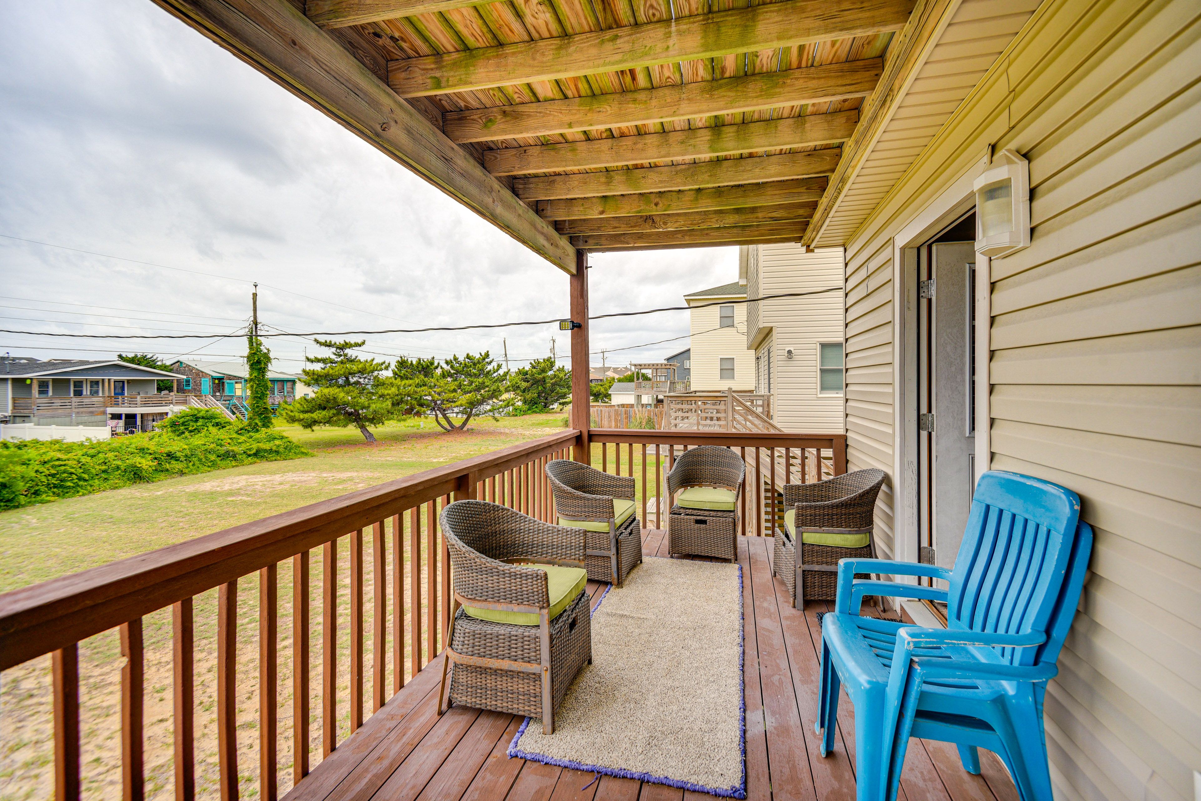 Lower Rear Deck