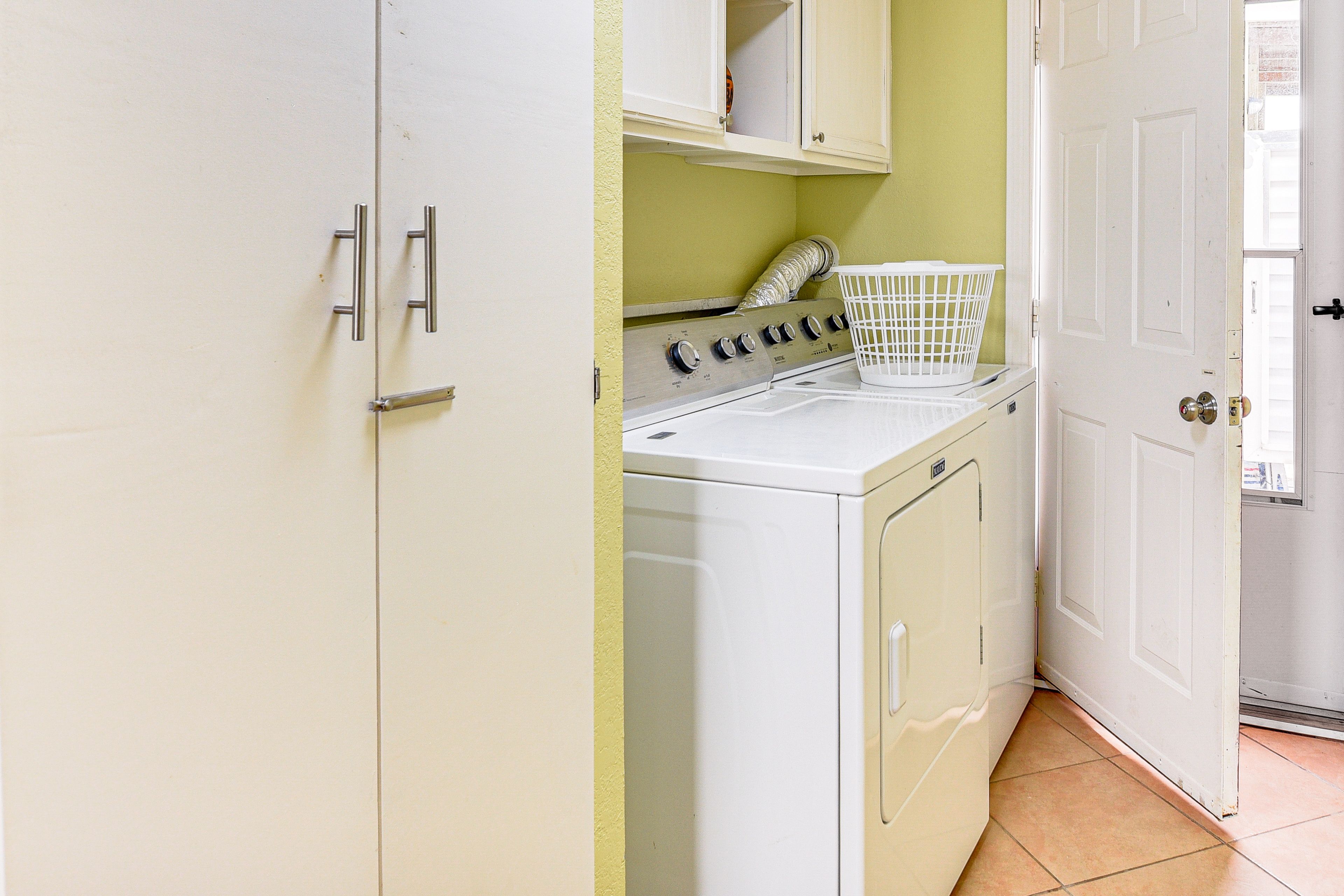 Washer & Dryer