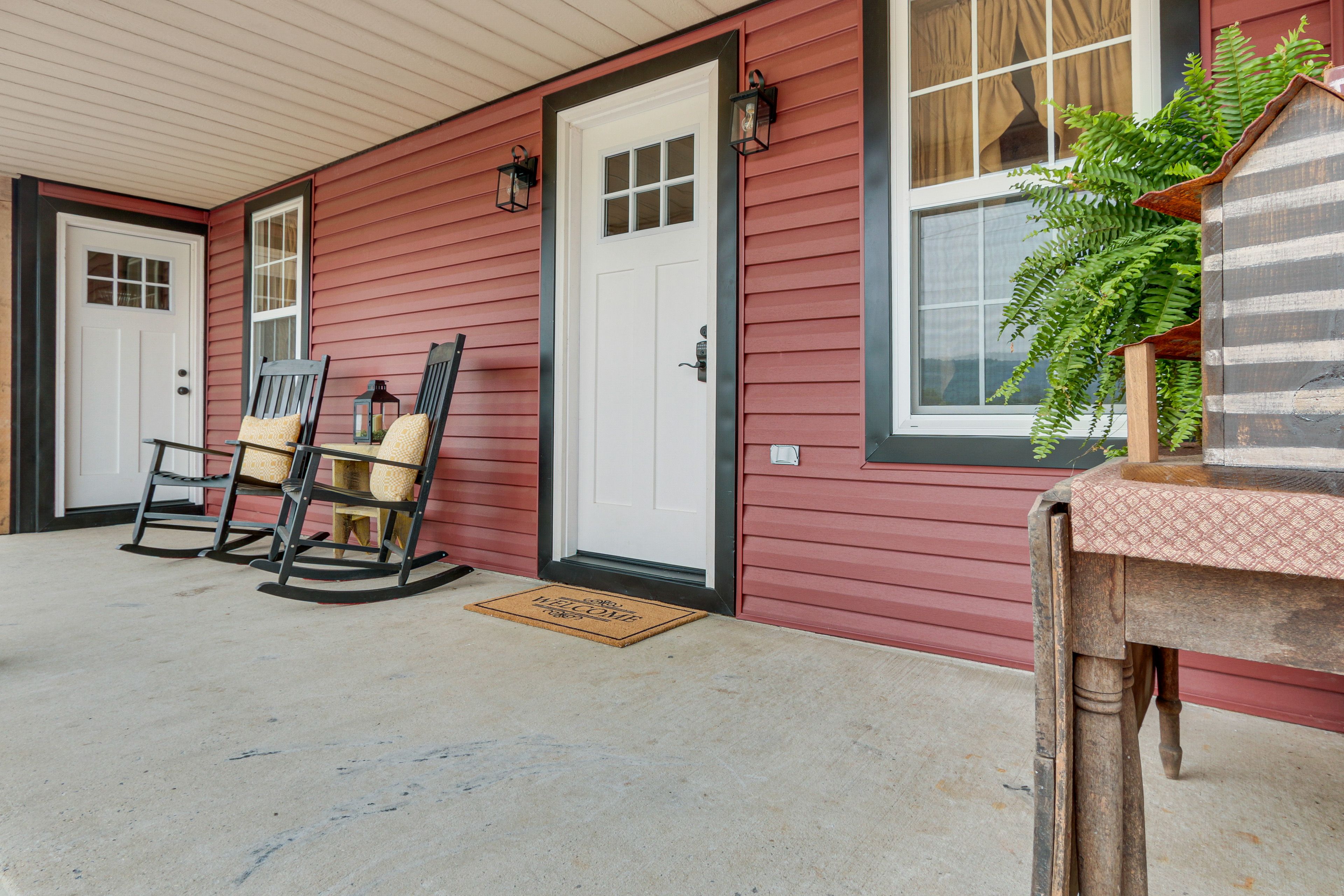 Front Porch | Rocking Chairs