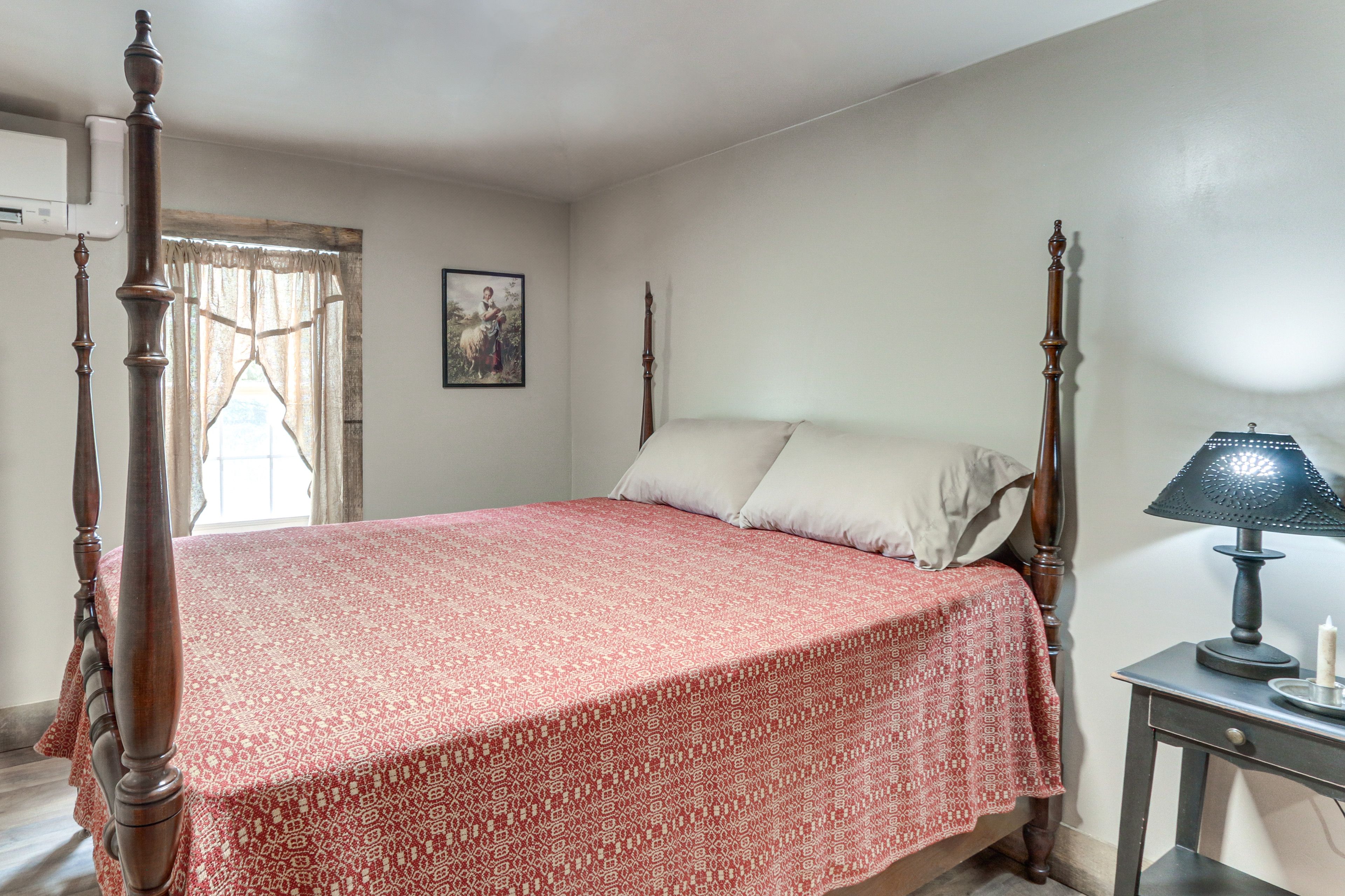 Bedroom 1 | Queen Bed | 2nd Floor