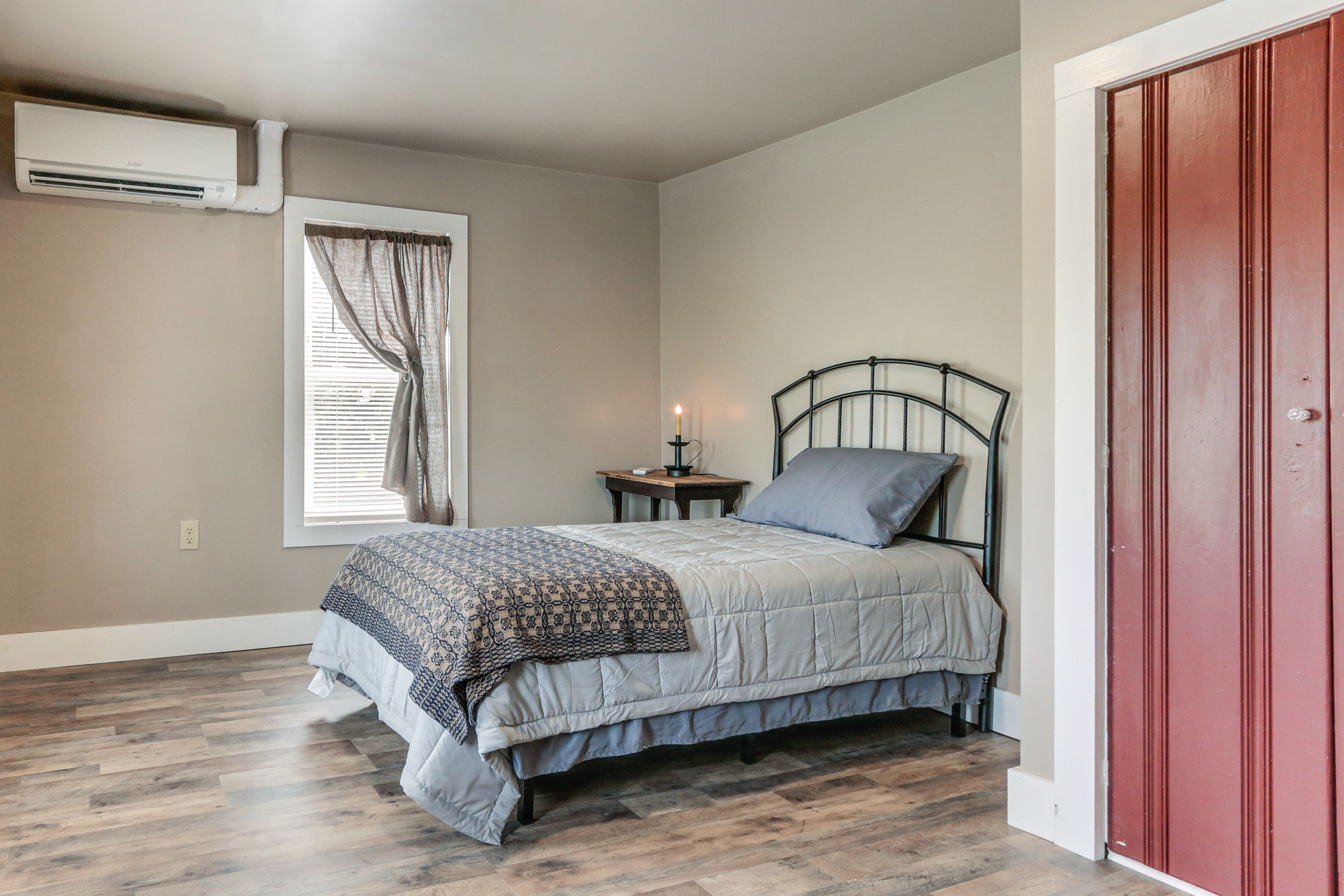 Bedroom 4 | Twin Bed | 2nd Floor