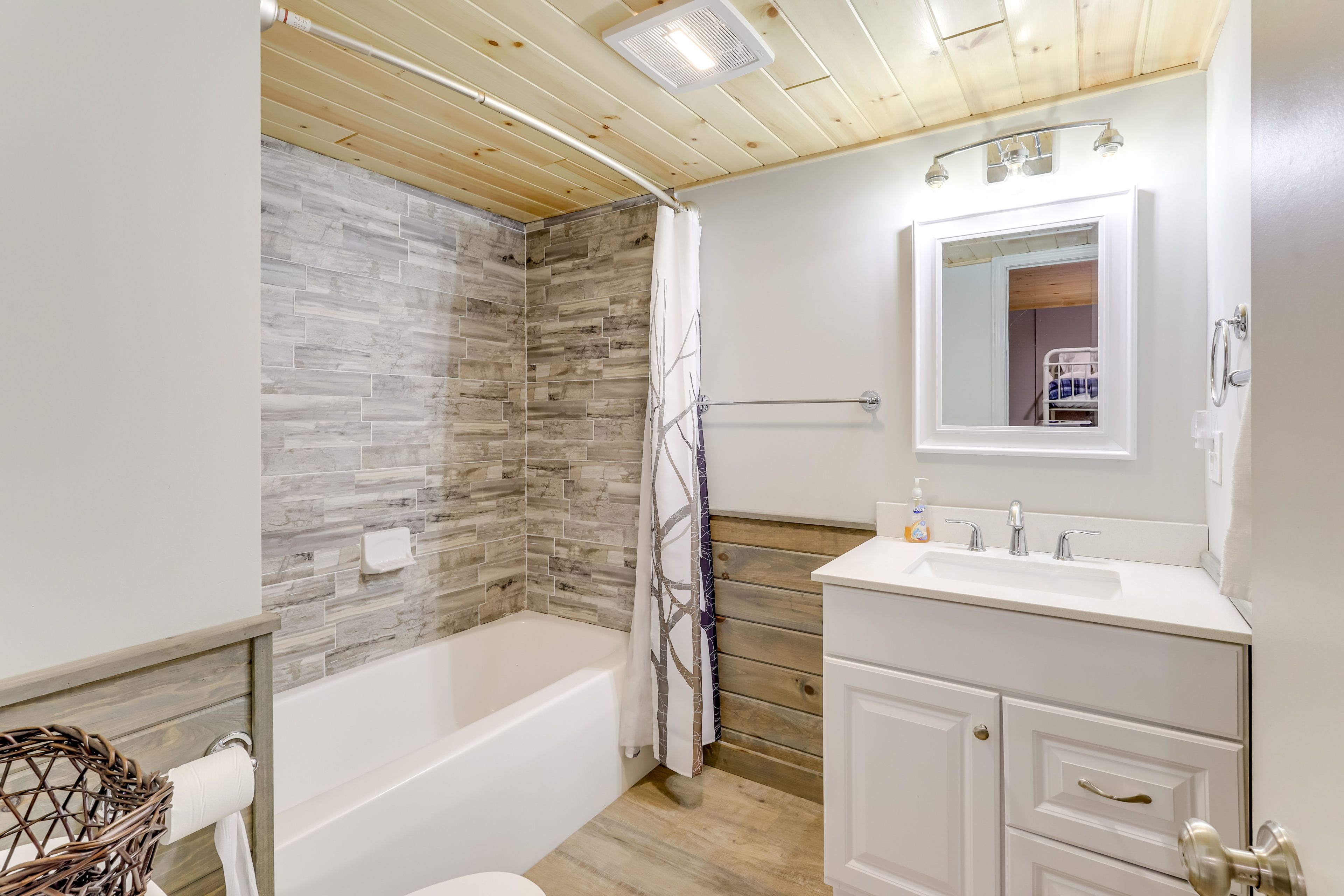 Bathroom | Main House