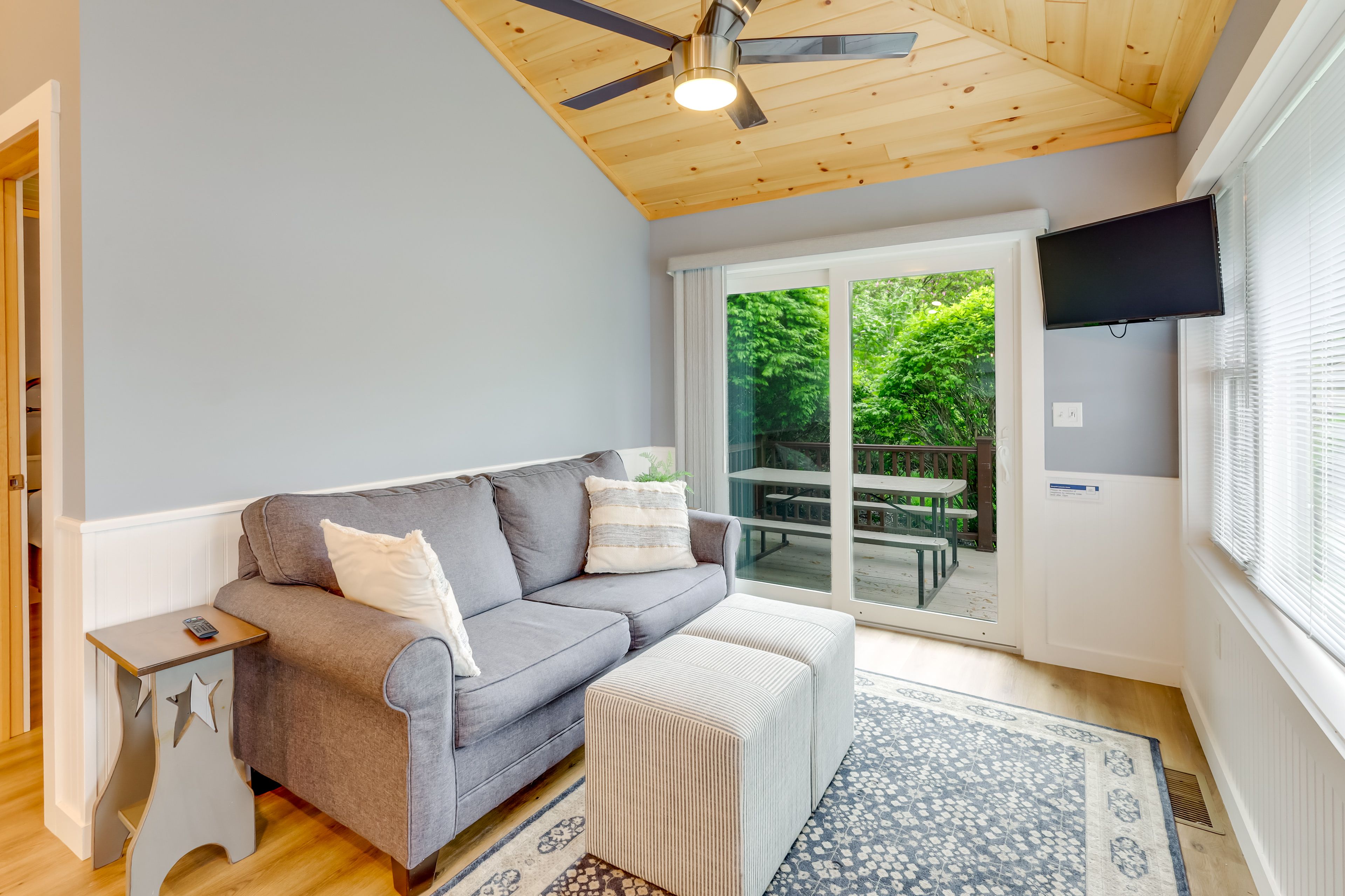 Living Area | Cottage 2