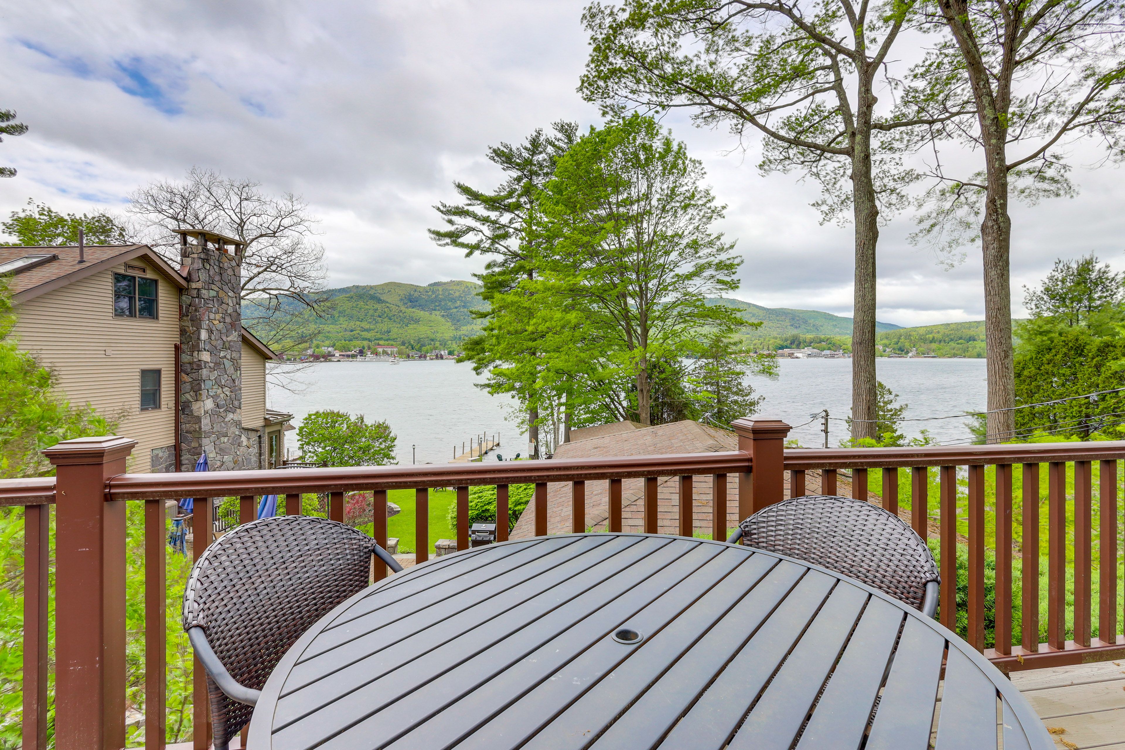 Private Deck