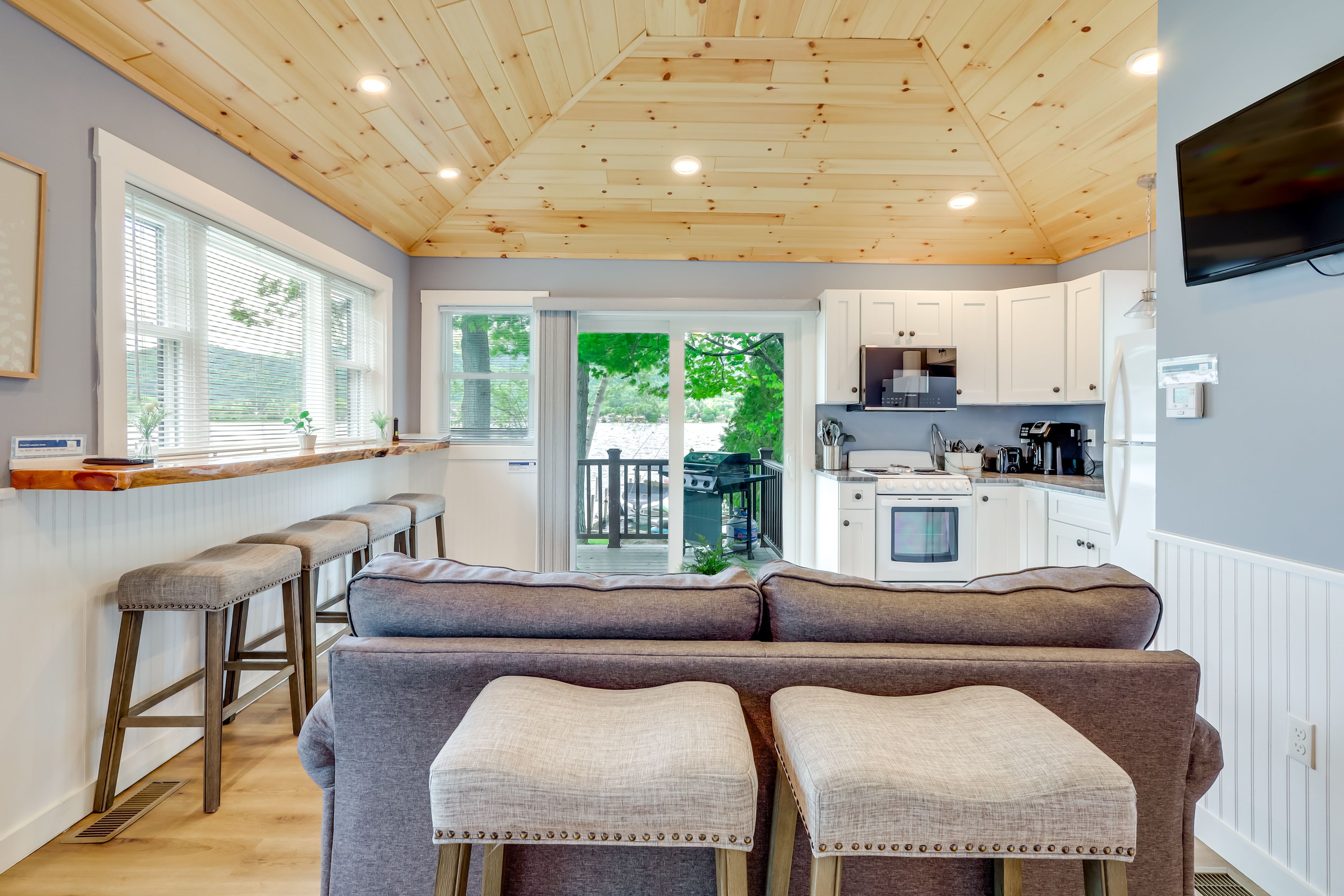 Living Area | Kitchen | Cottage 5