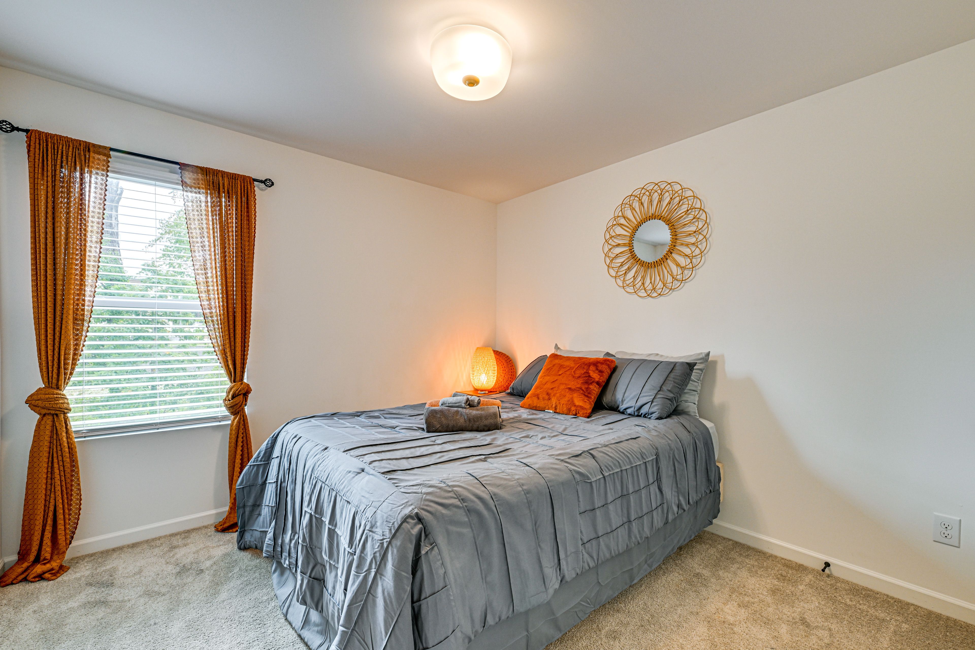 Bedroom 3 | 2nd Floor | Queen Bed