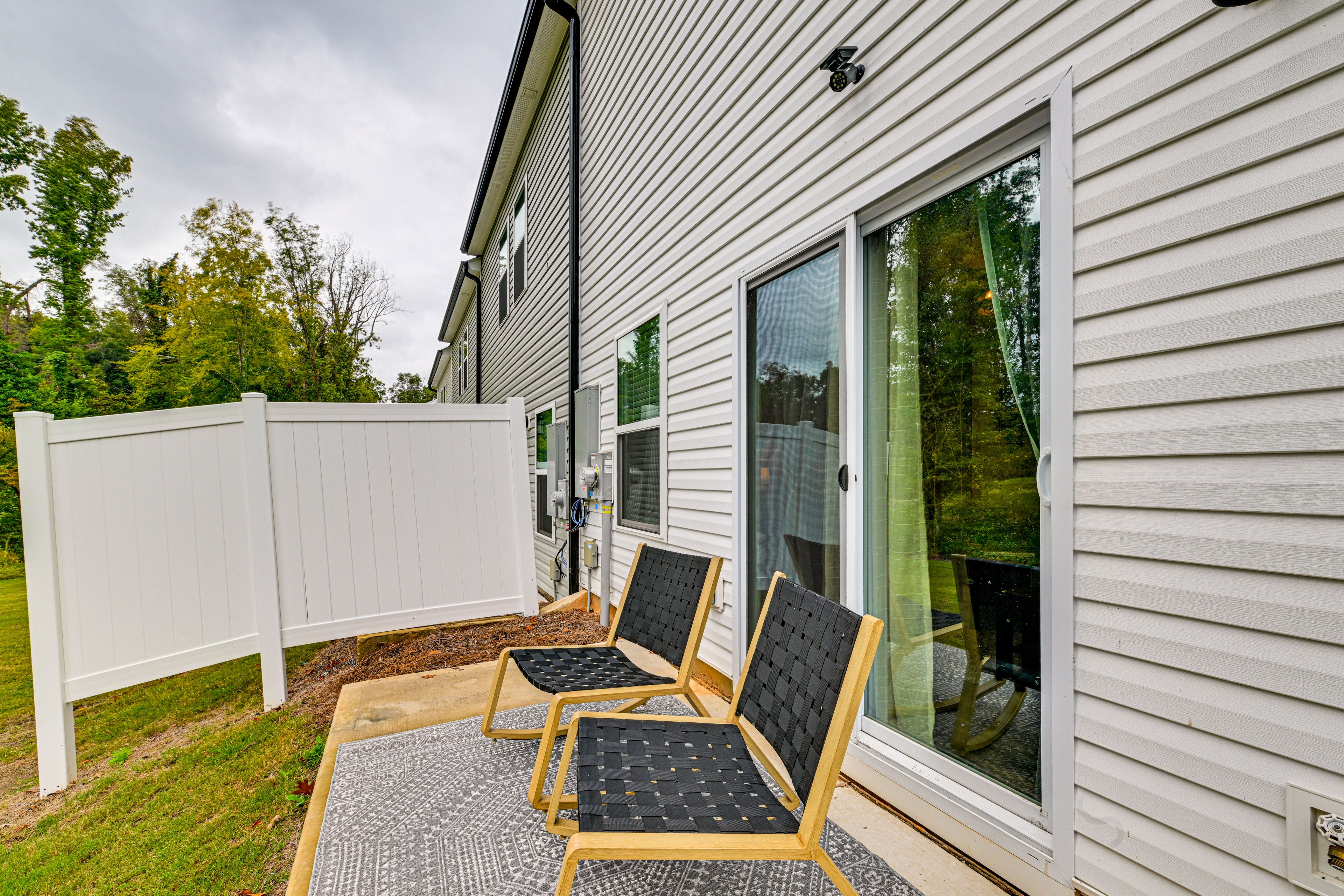 Patio | 2 Chairs