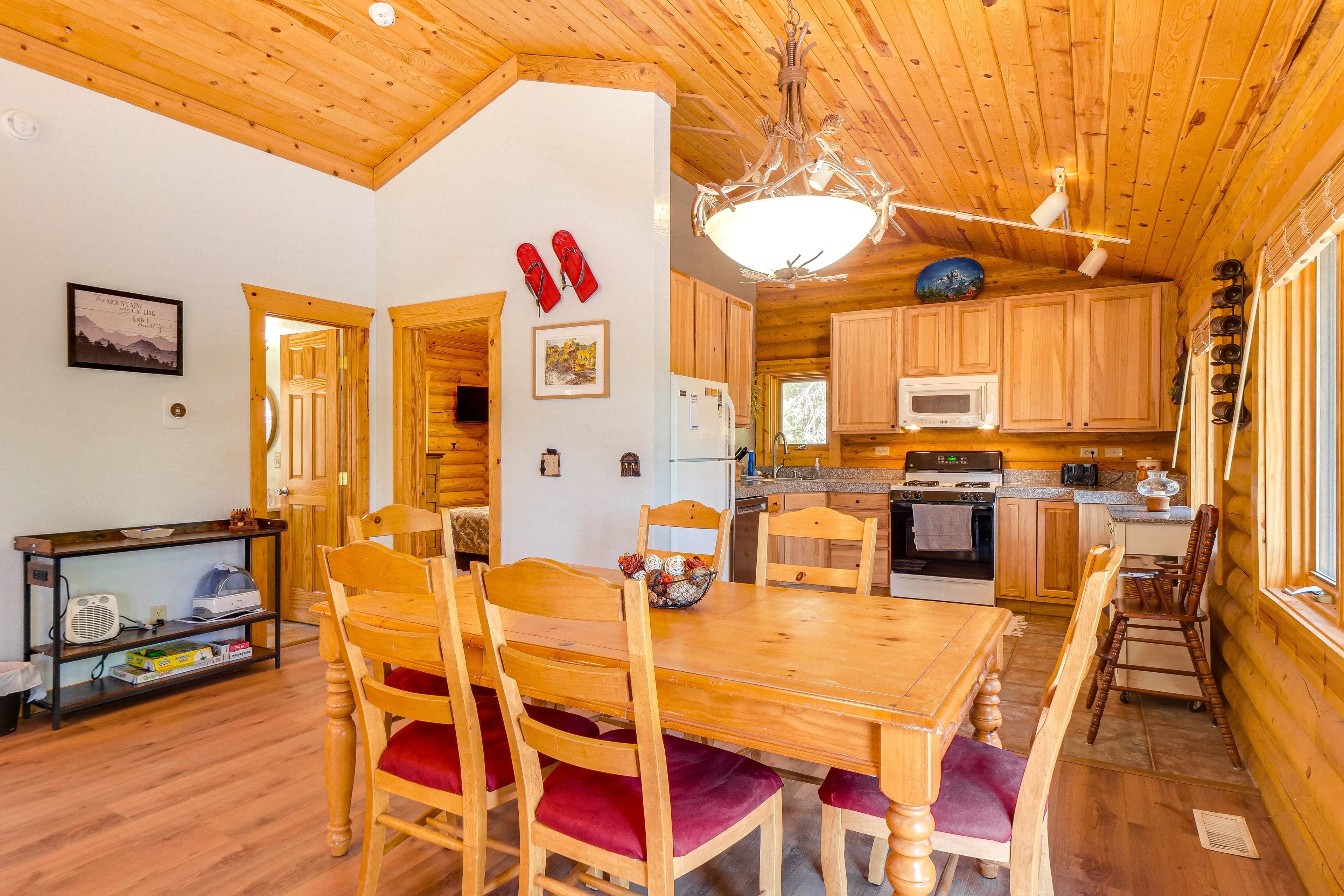 Dining Area | Dishware & Flatware | Central A/C & Heat | Entry Level