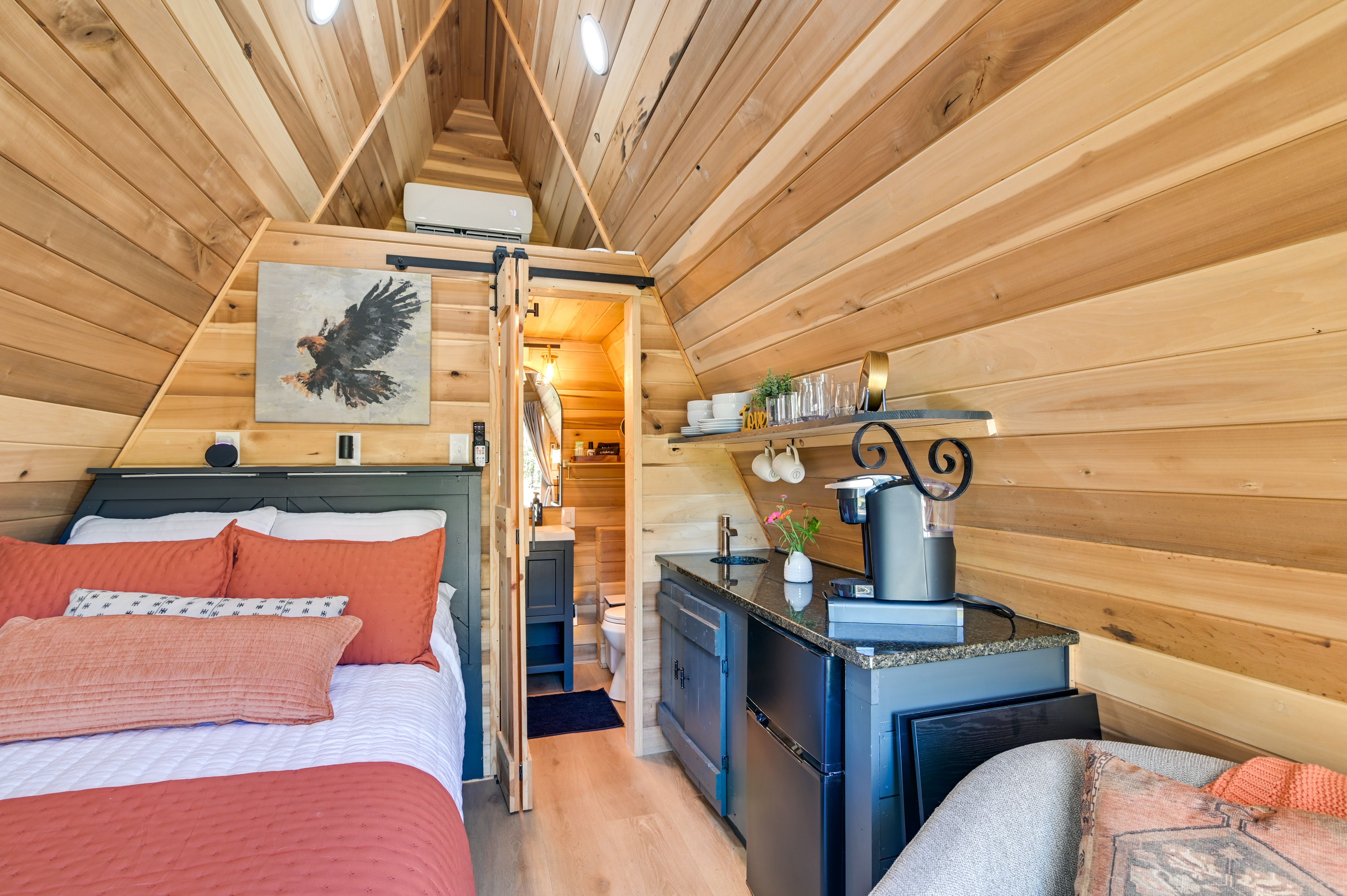 Kitchenette | Mini Fridge | Sink | Keurig | Air Fryer