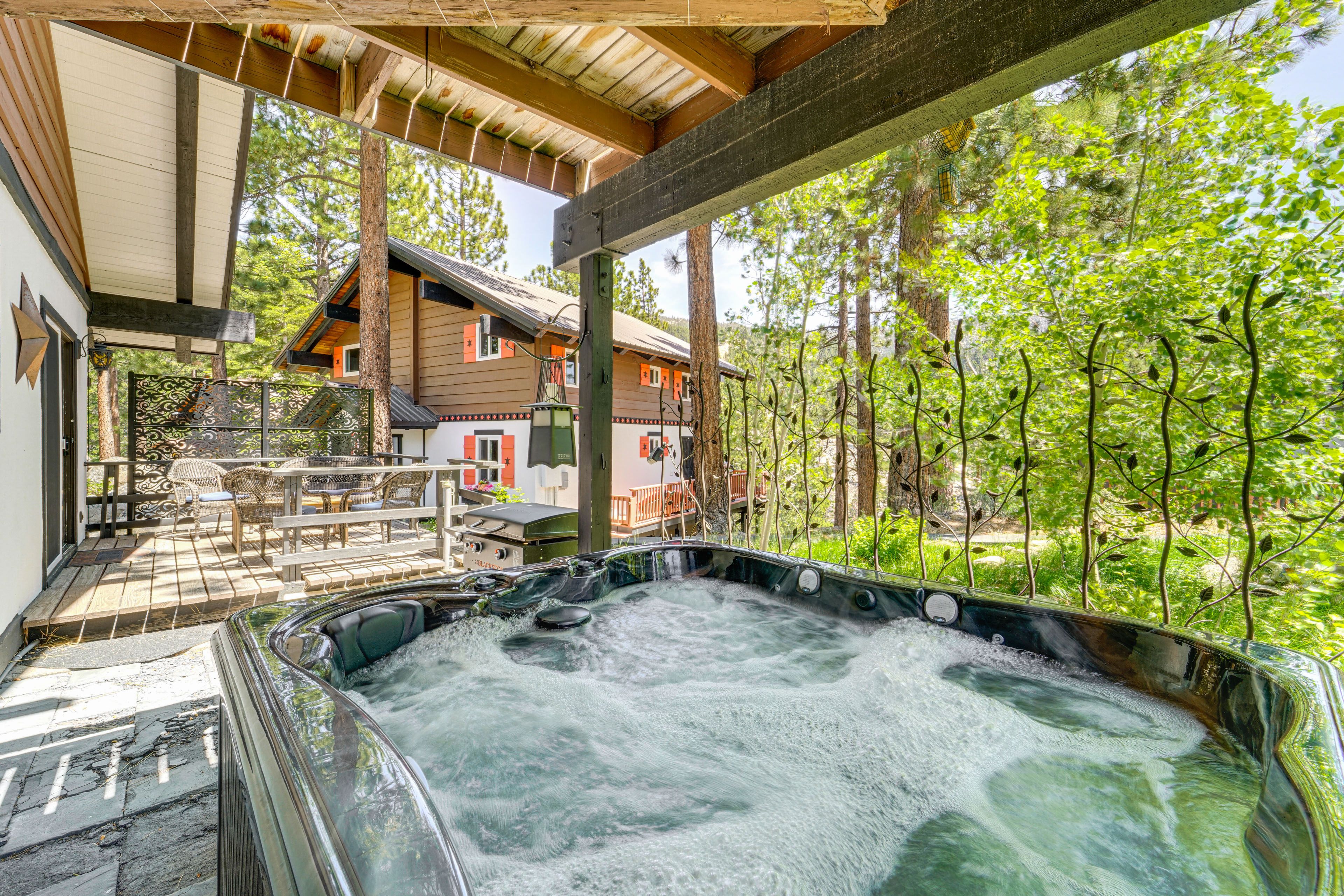 Incline Village Vacation Rental | 2BR | 2BA | 1,286 Sq Ft | Stairs to Enter