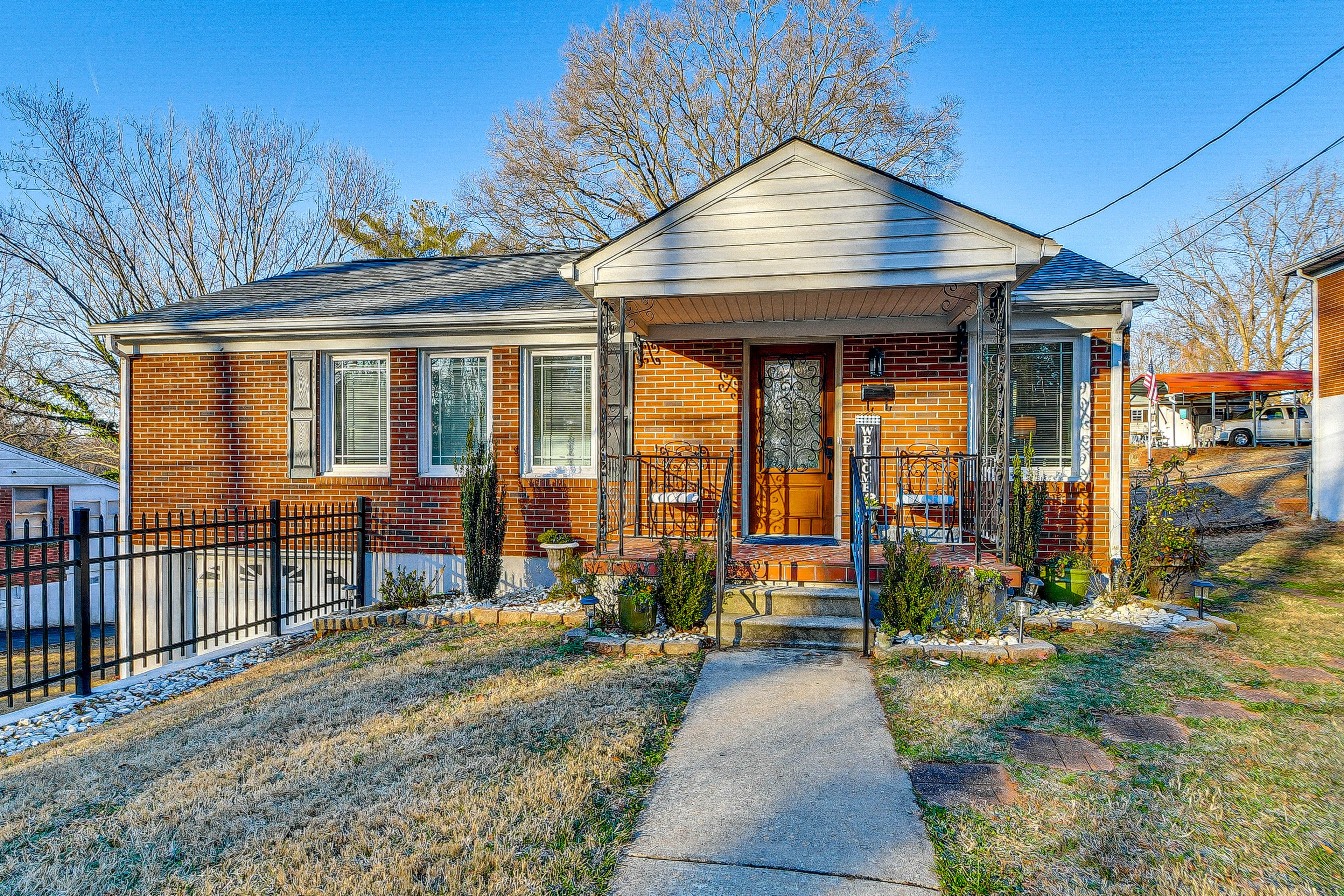 Driveway Parking (2 Vehicles) | Street Parking