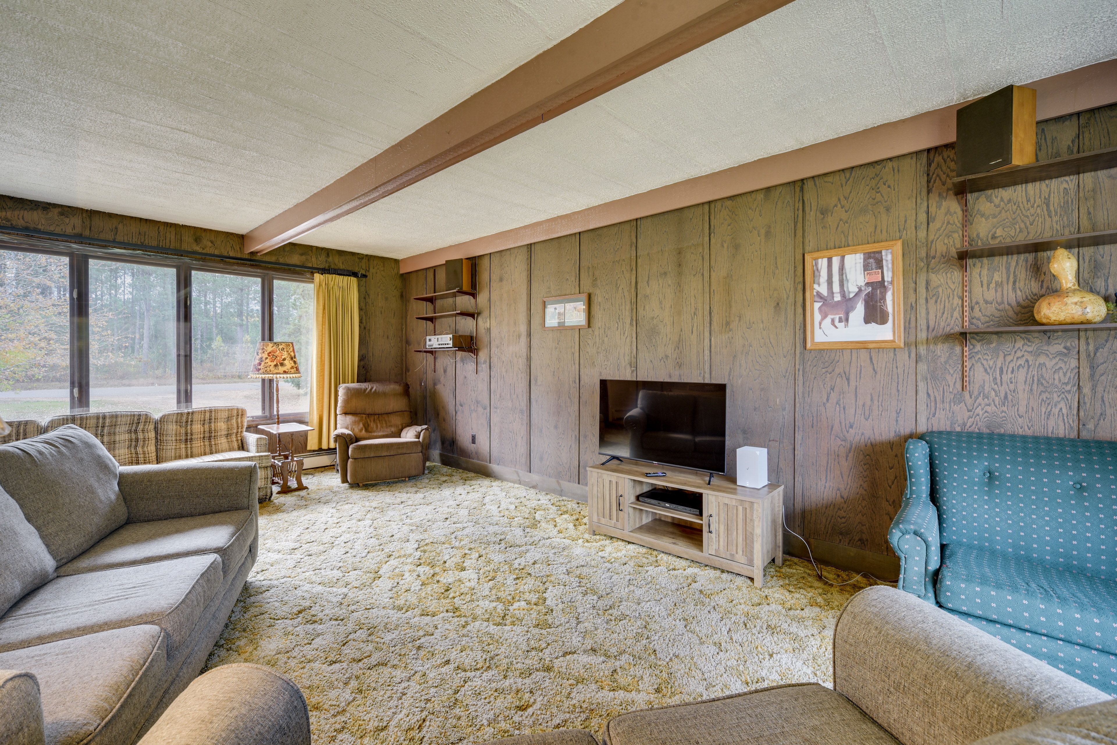 Living Room | Propane Furnace Heating | Portable A/C Unit | Free WiFi