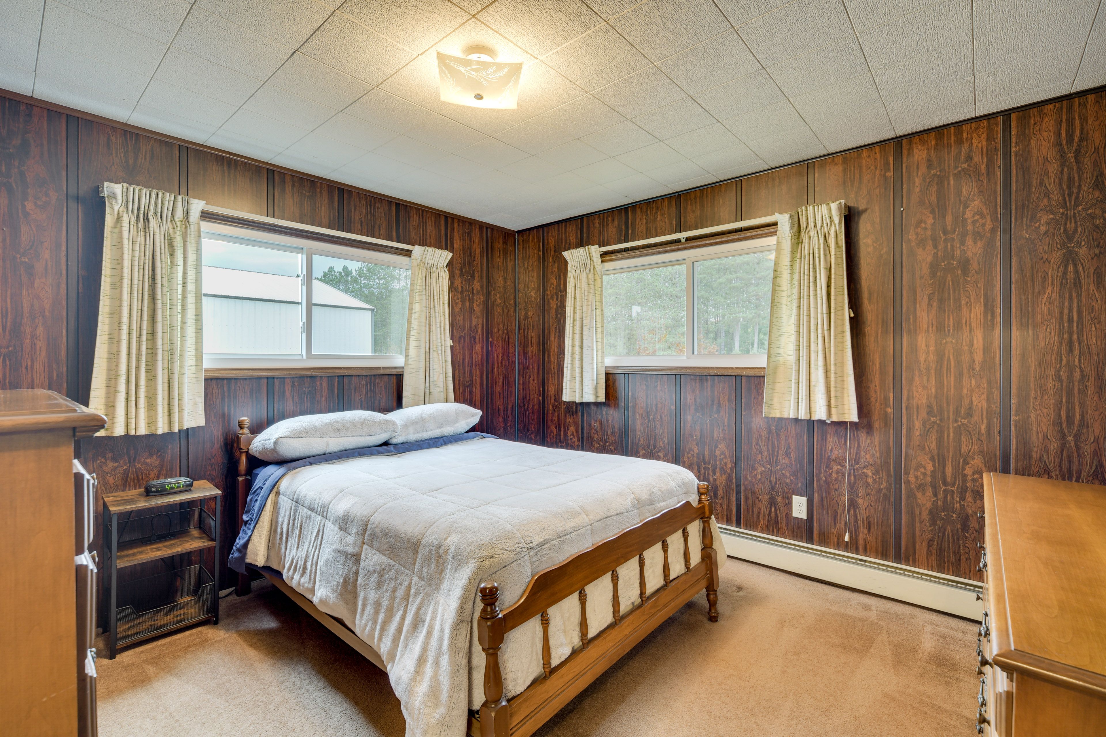 Bedroom 1 | Full Bed | Linens Provided