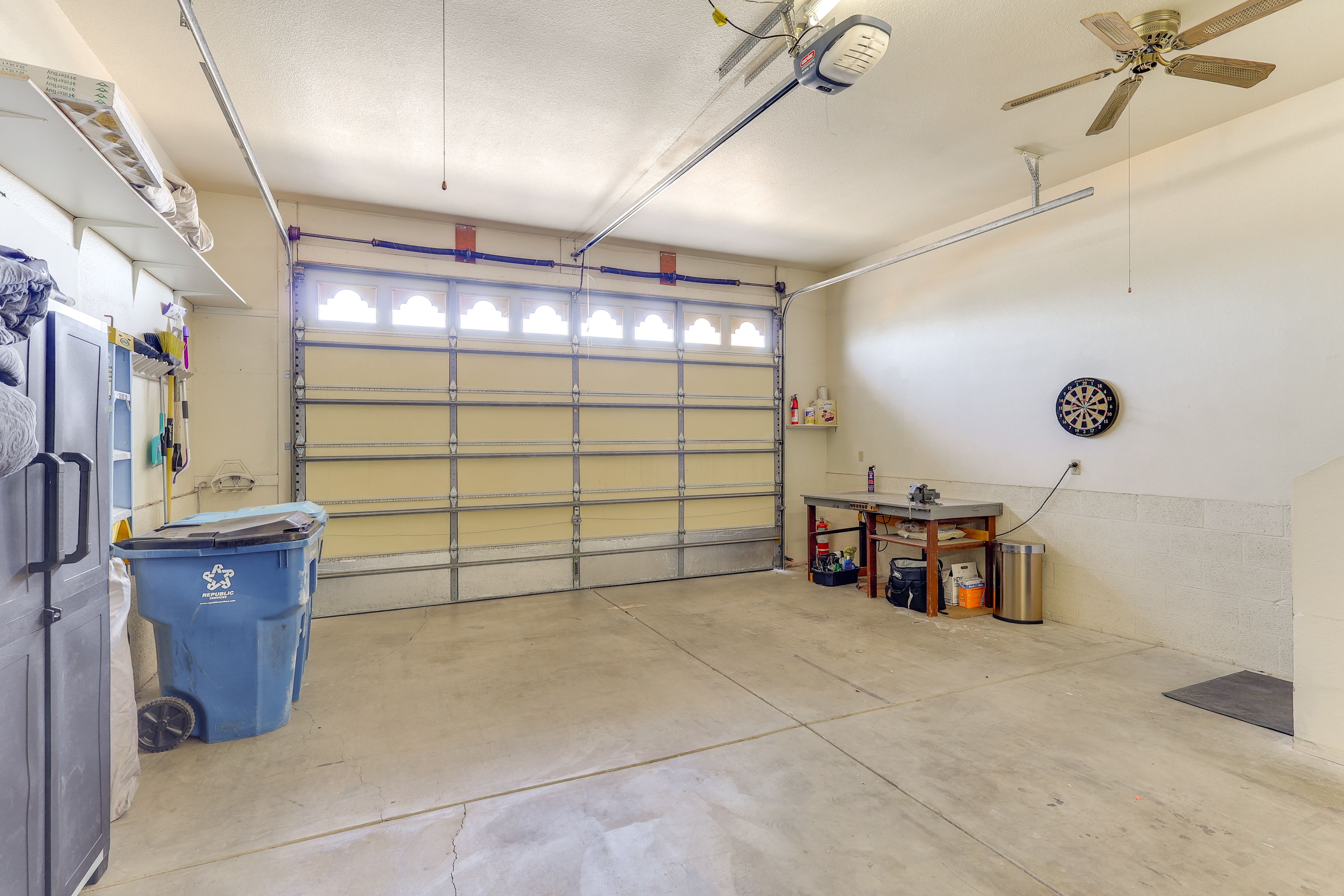 Parking | Garage (2 Vehicles)