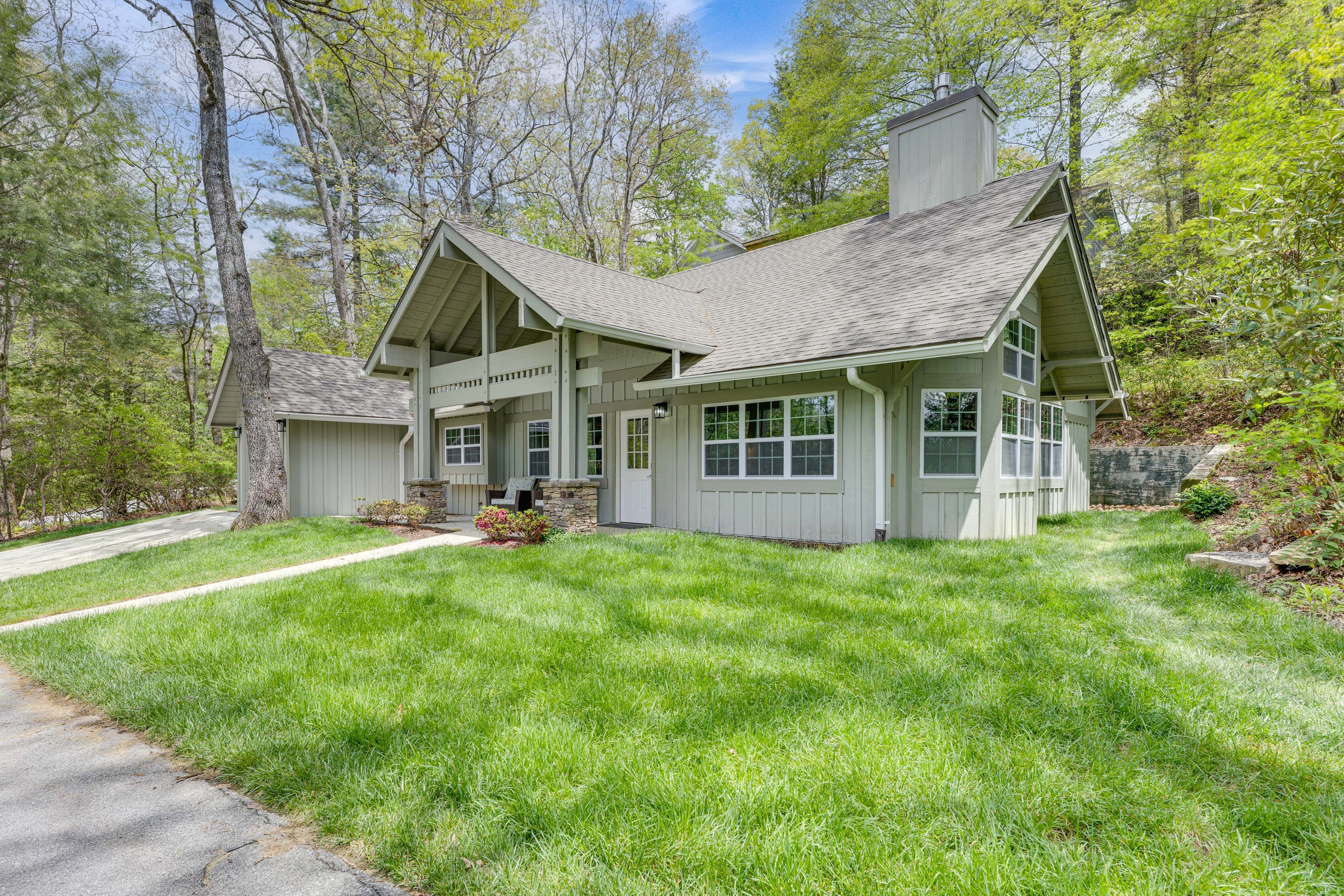Property Exterior | Single-Story Home | Keyless Entry