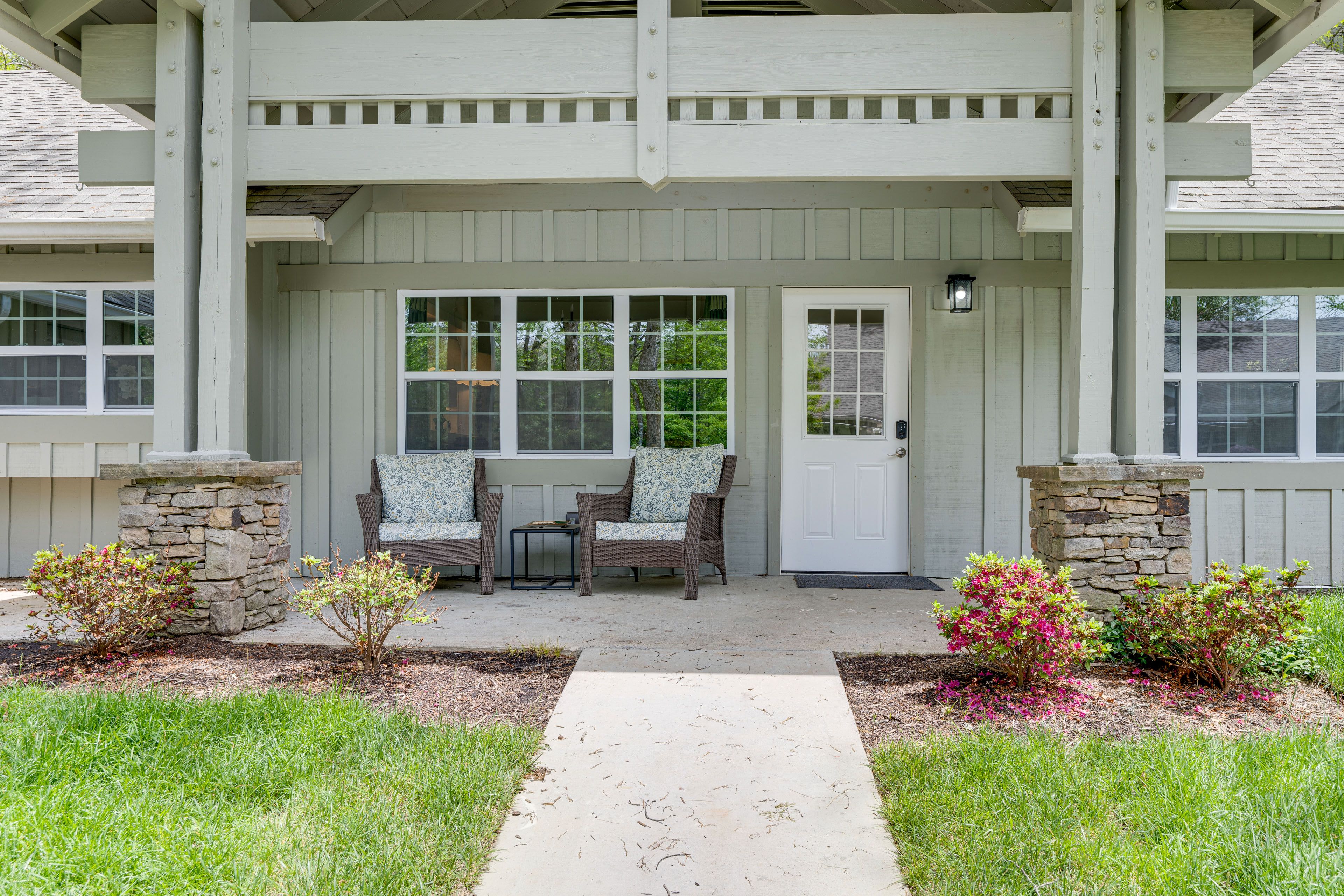 Front Patio | Private Entrance