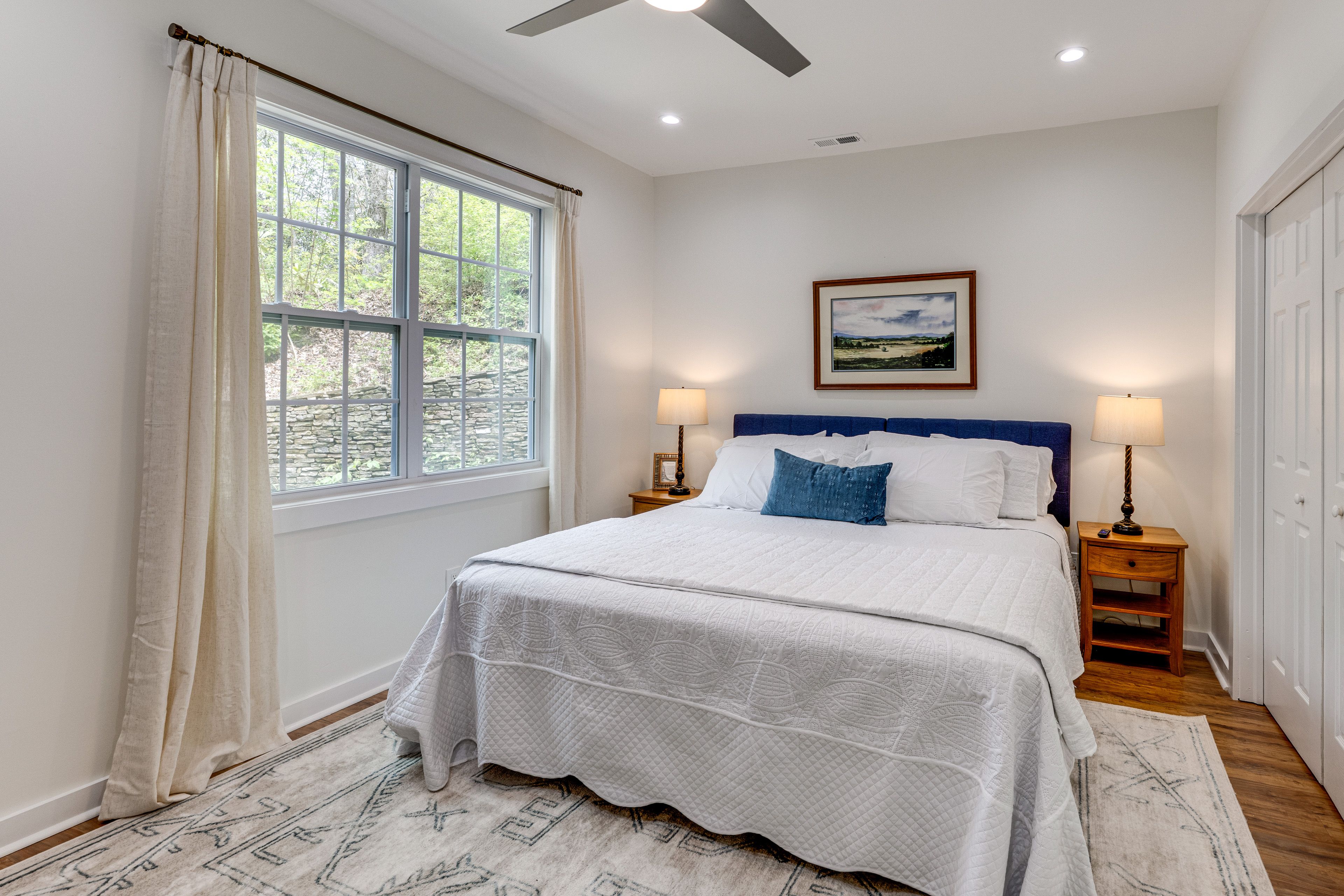 Bedroom 2 | King Bed | Linens Provided