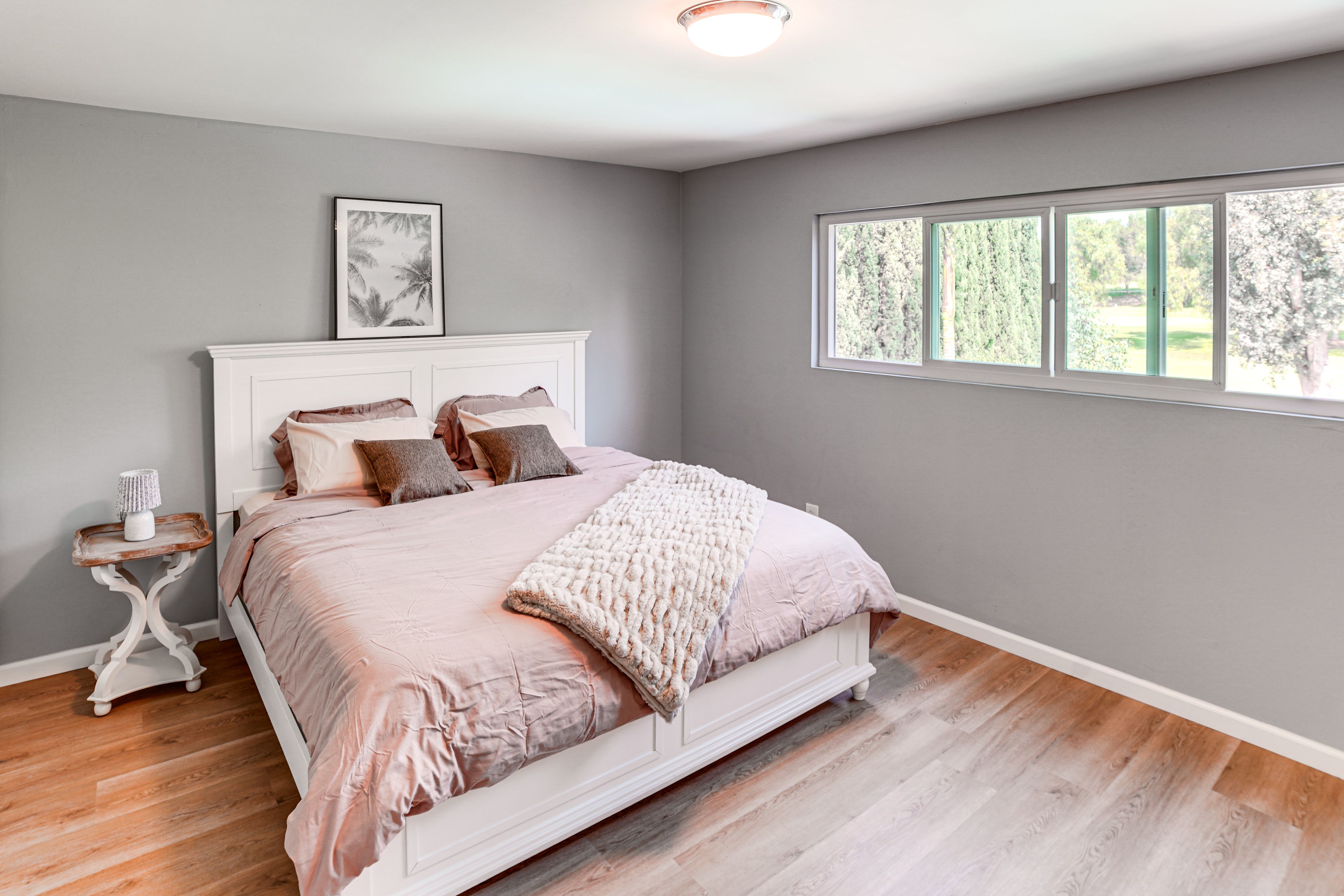Bedroom 1 | King Bed | Linens Provided | Upper  Floor