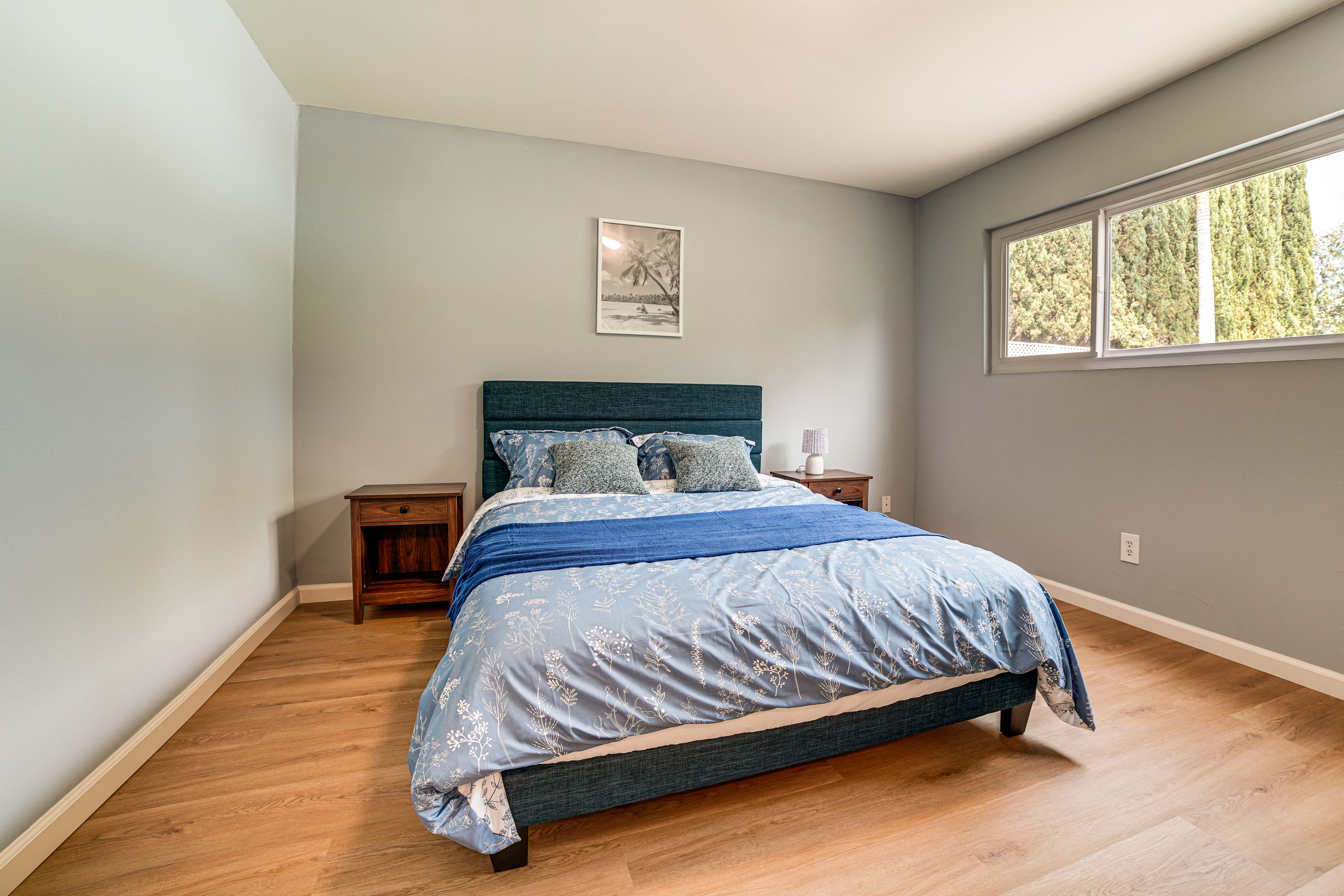 Bedroom 2 | Queen Bed | Upper Floor