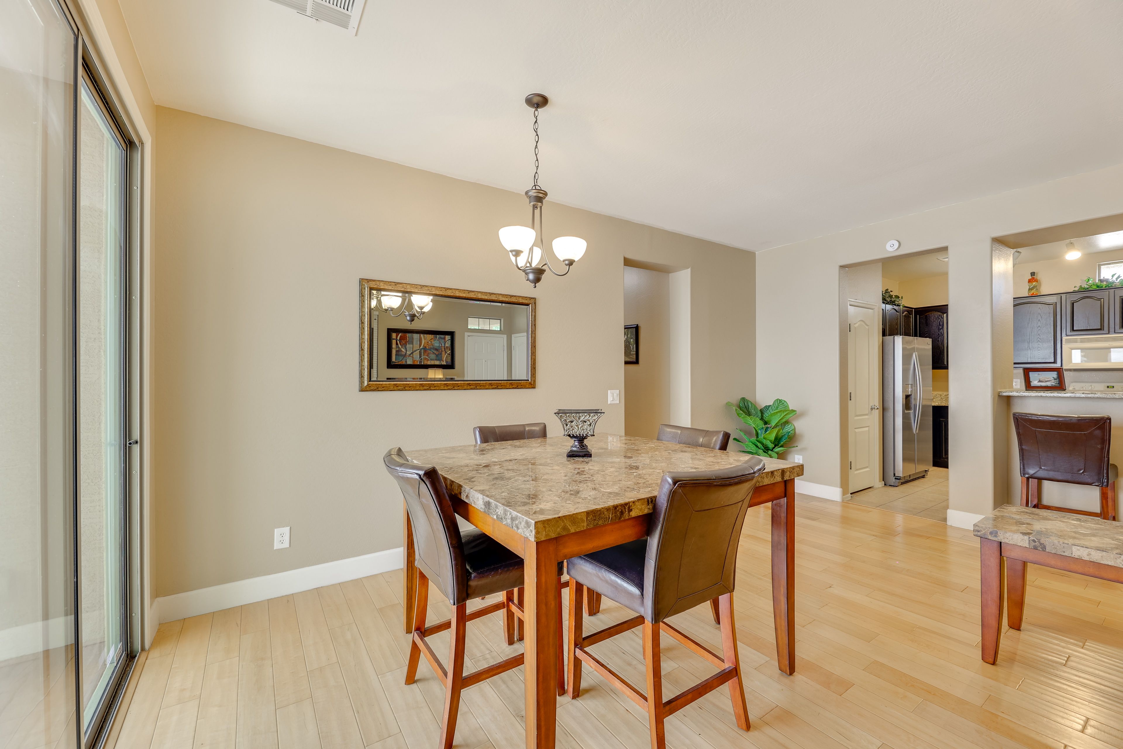Dining Area | Dishware/Flatware Provided