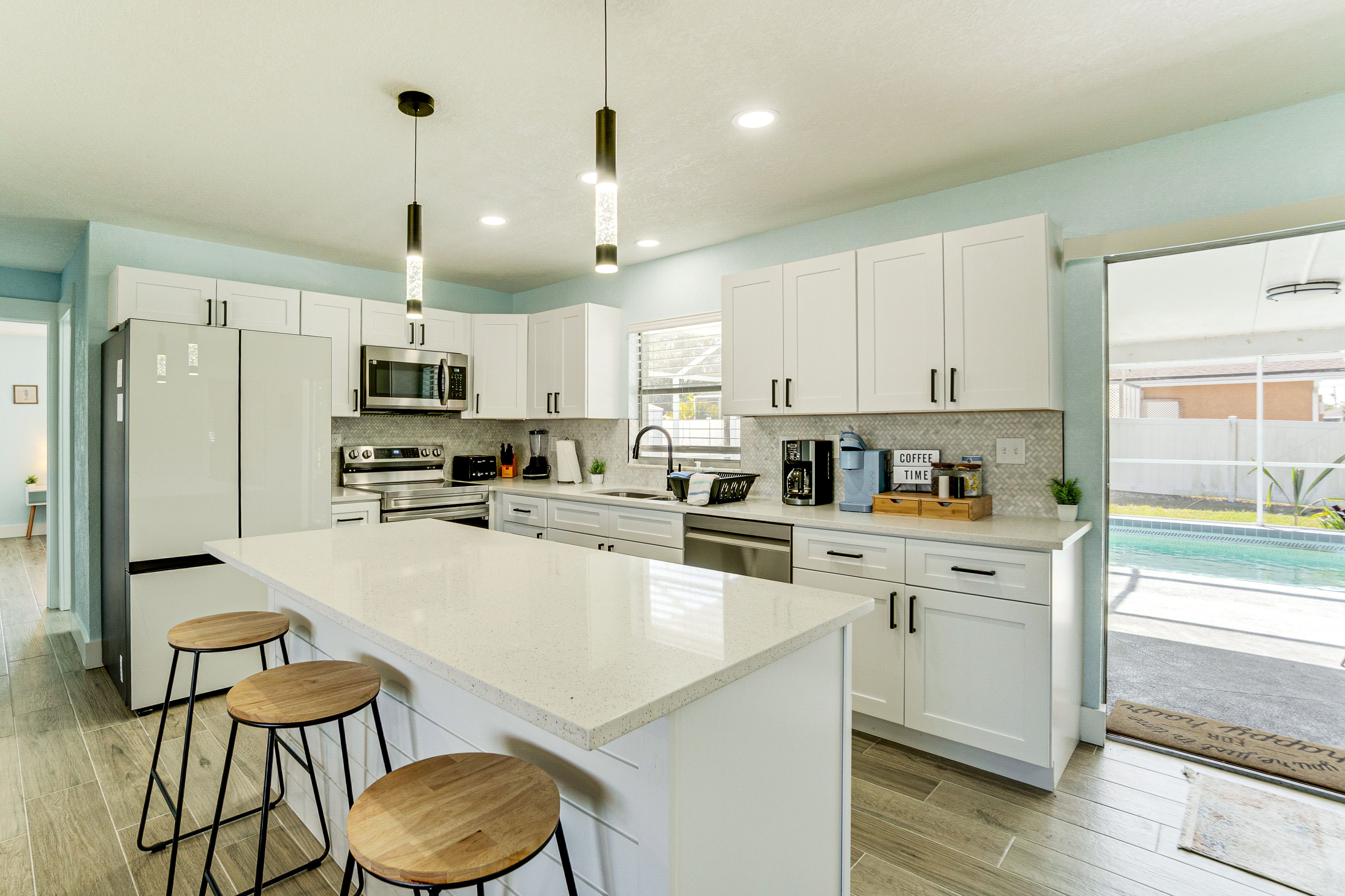 Kitchen | Keurig & Drip Coffee Makers | Dishwasher | Cooking Basics