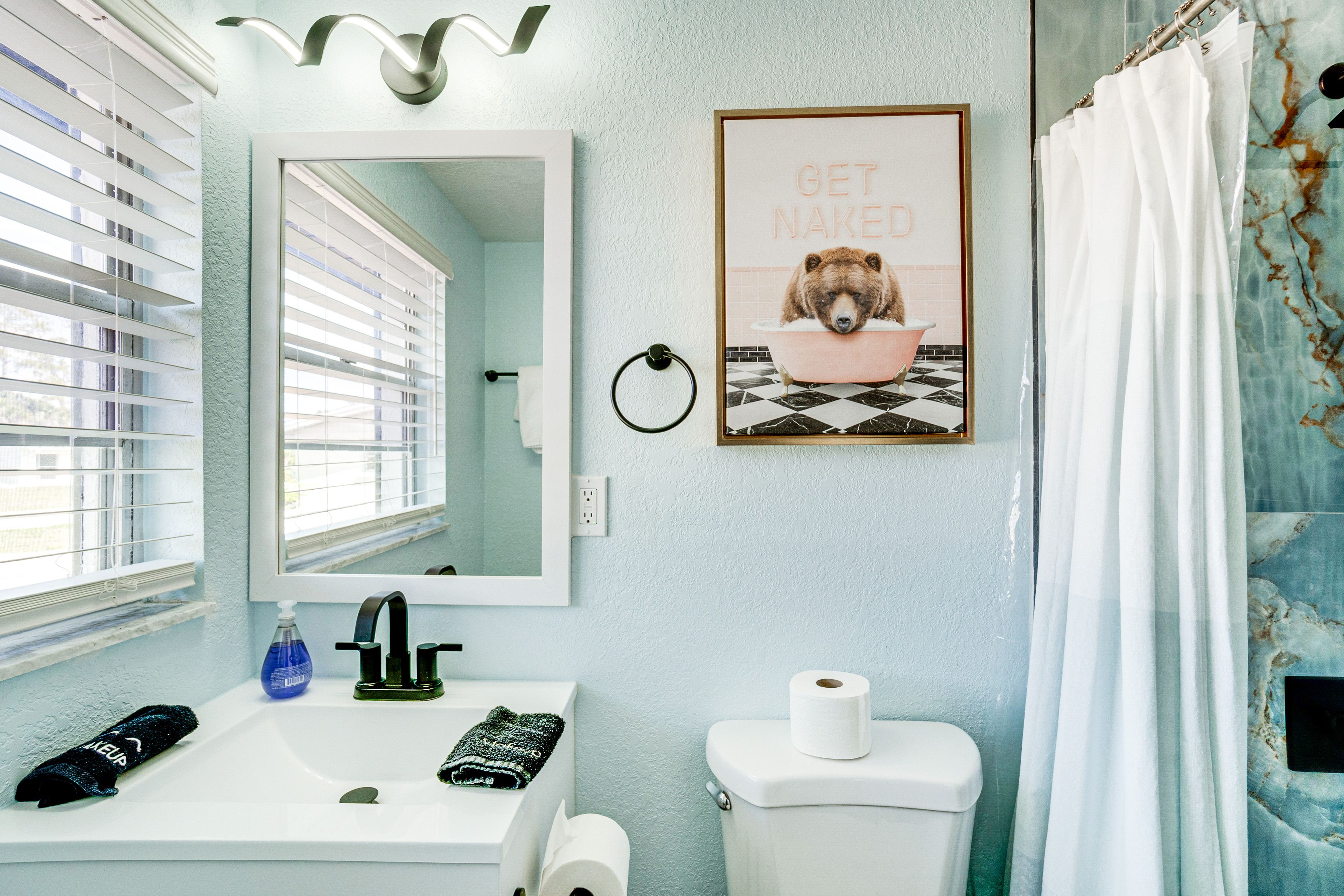 En-Suite Bathroom | Towels Provided