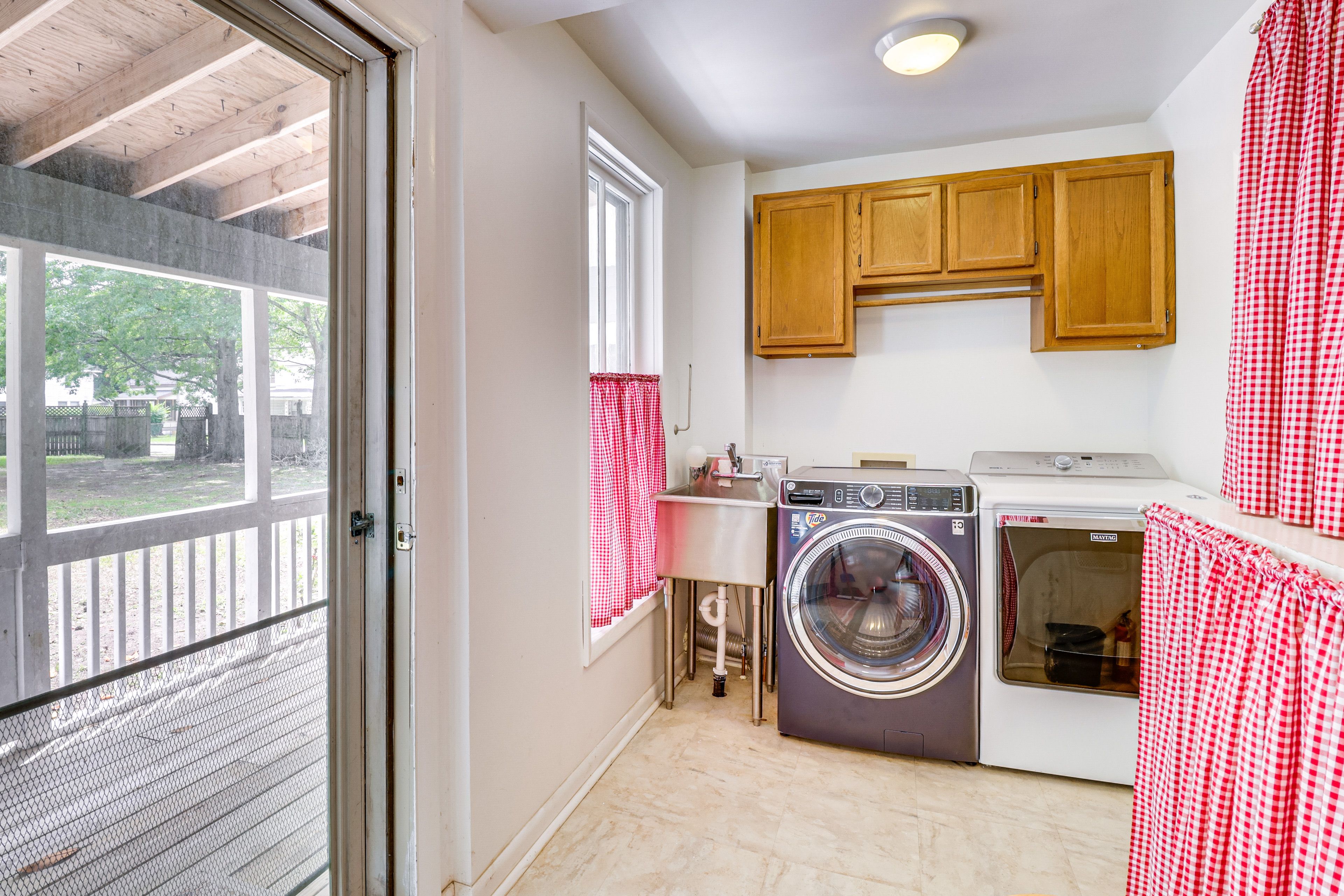 Washer & Dryer | 1st Floor
