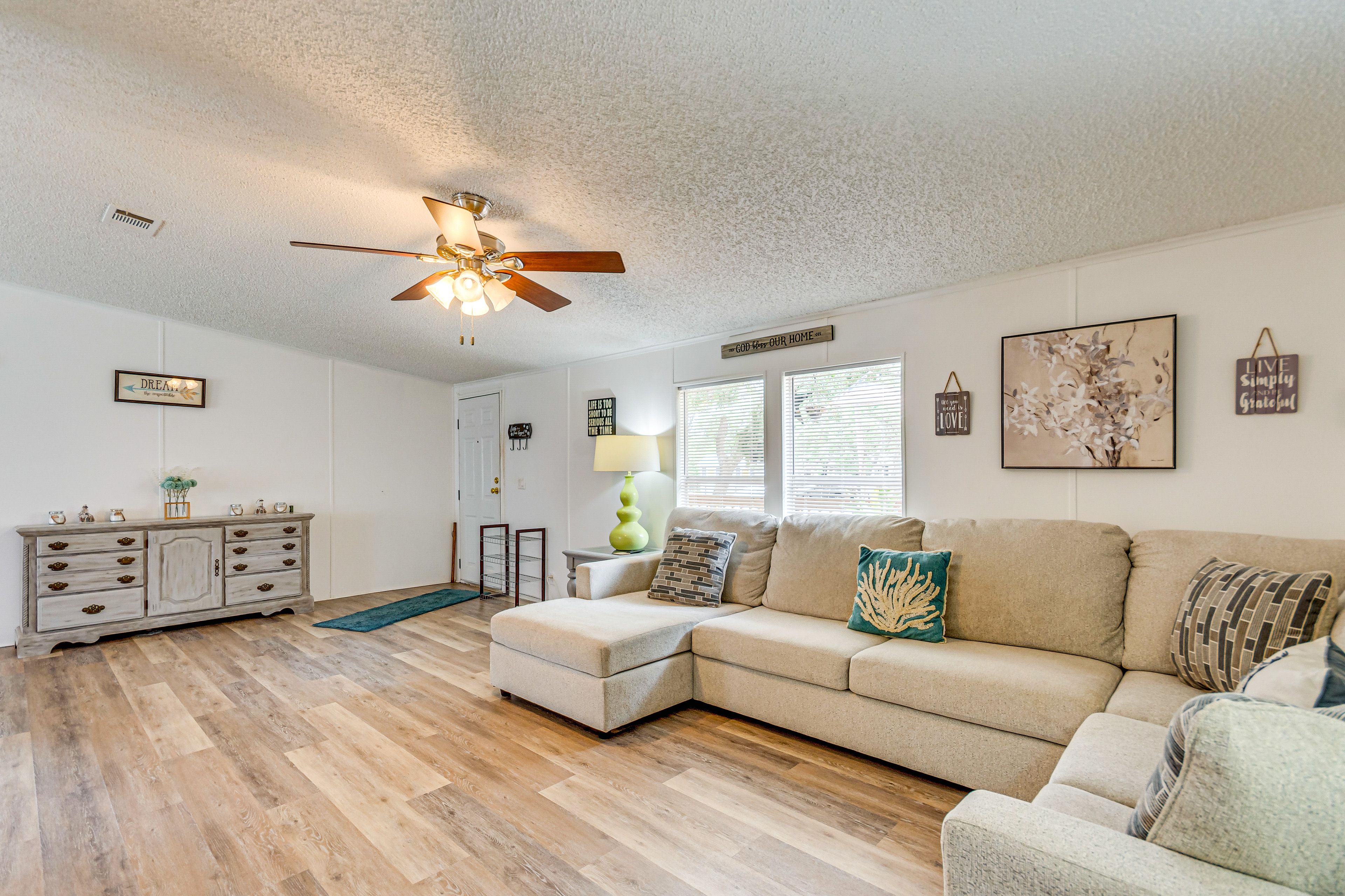 Living Room | Central A/C & Heat | Free WiFi