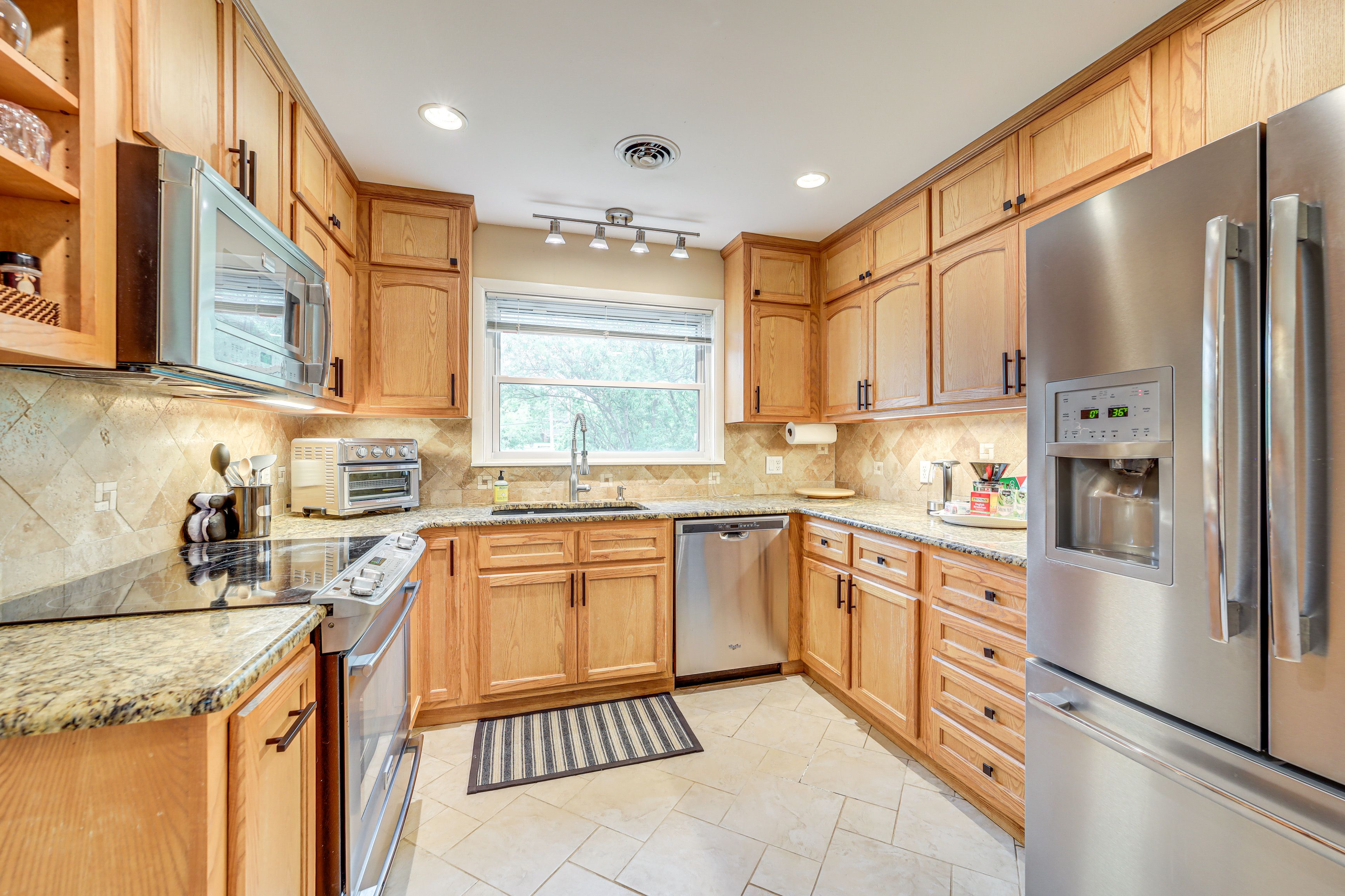 Kitchen | Cooking Basics | Drip Coffee Maker | Toaster Oven