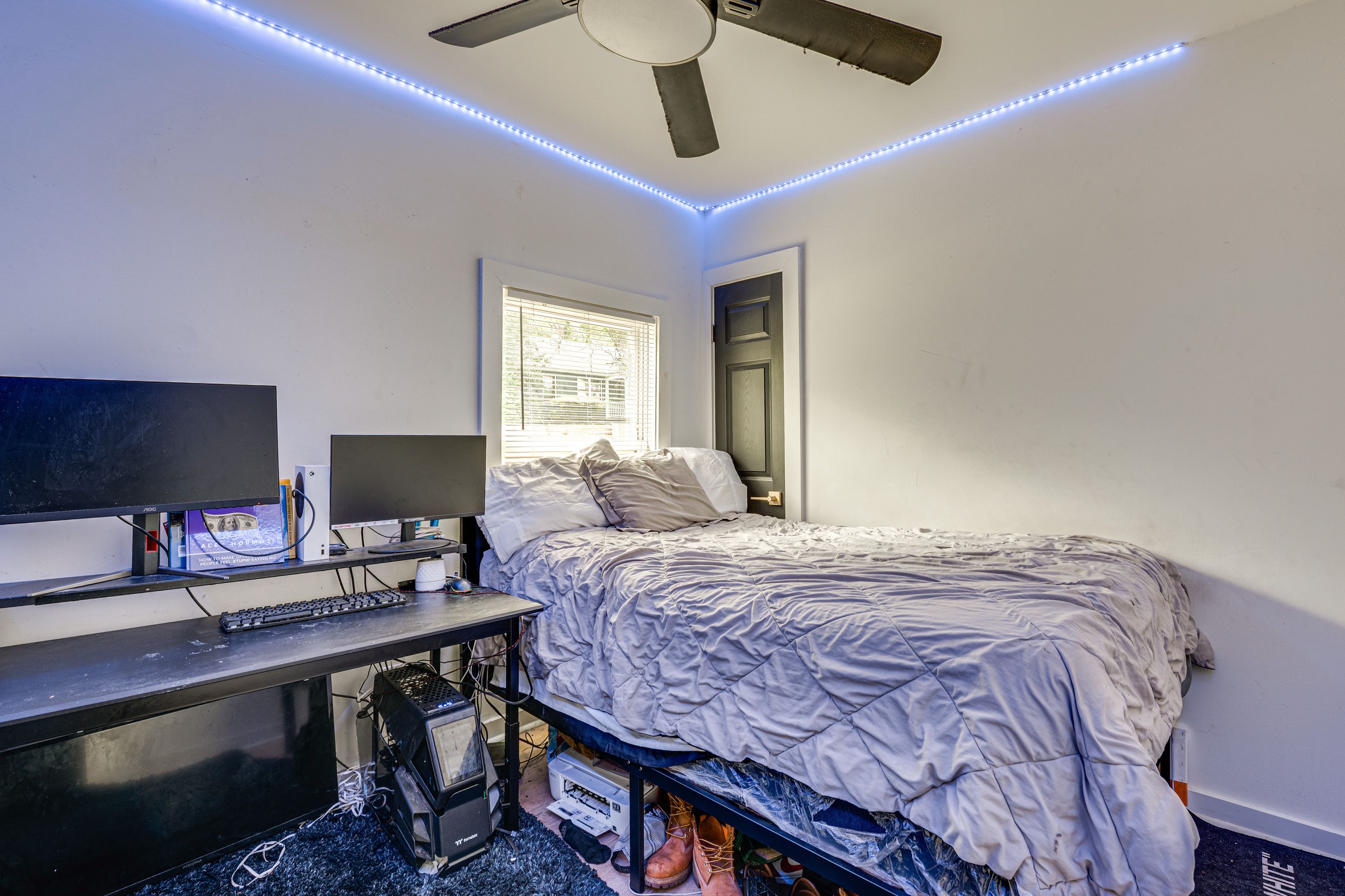 Bedroom 1 | Full Bed