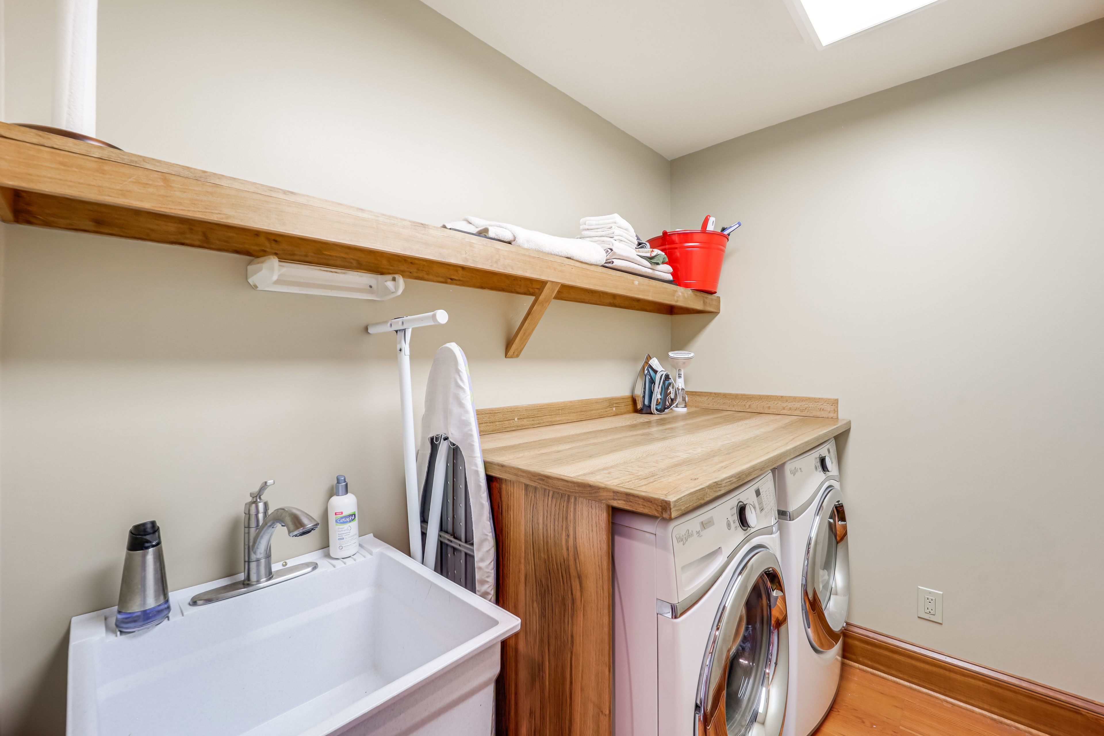 Washer & Dryer | 2nd Floor
