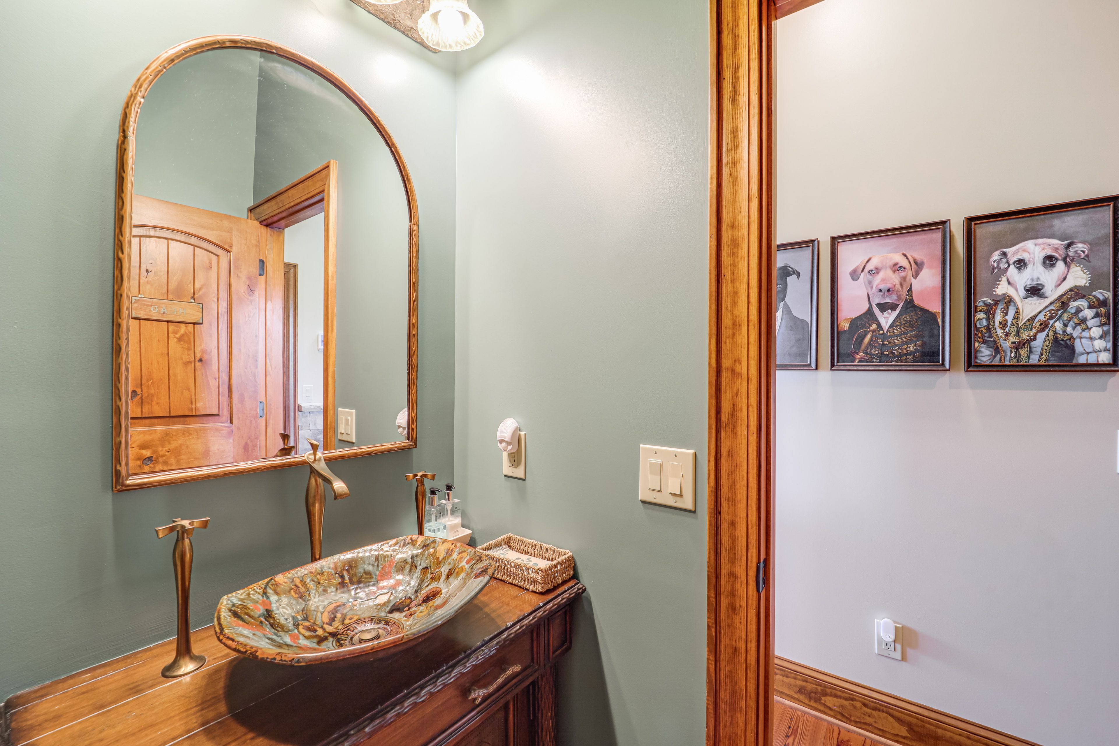 Half Bathroom | 1st Floor