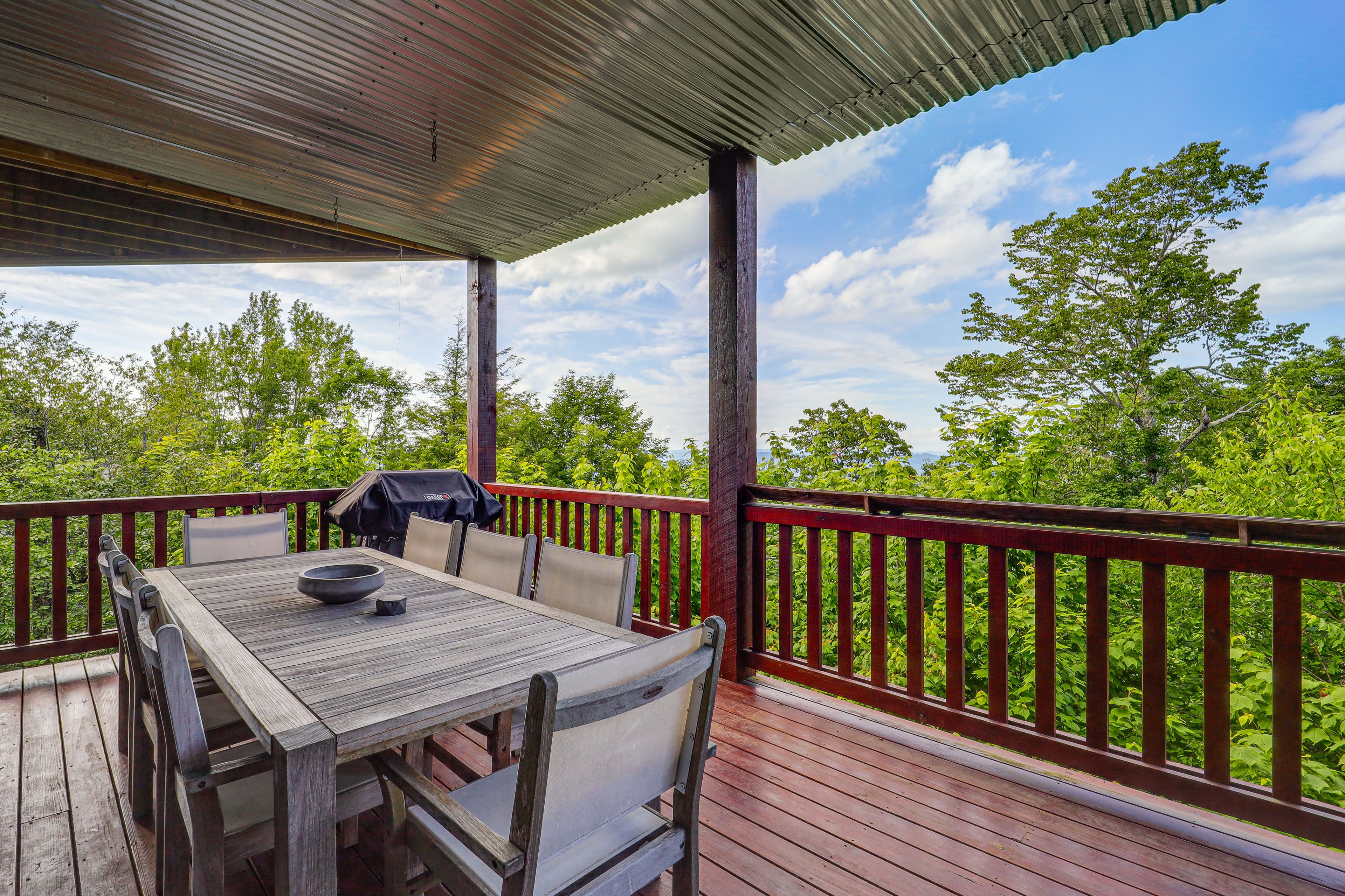 Outdoor Dining | Gas Grill