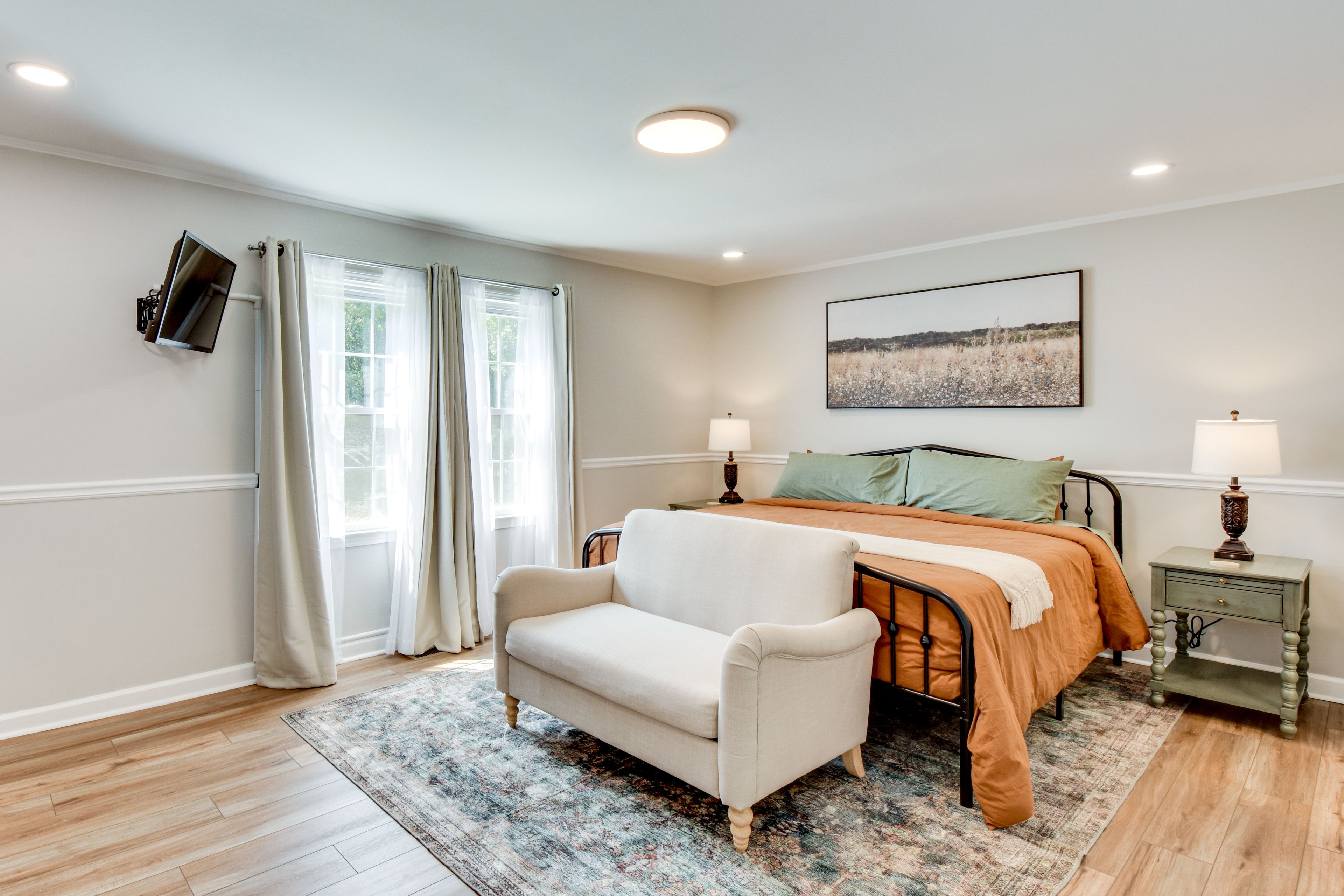 Bedroom 2 | King Bed