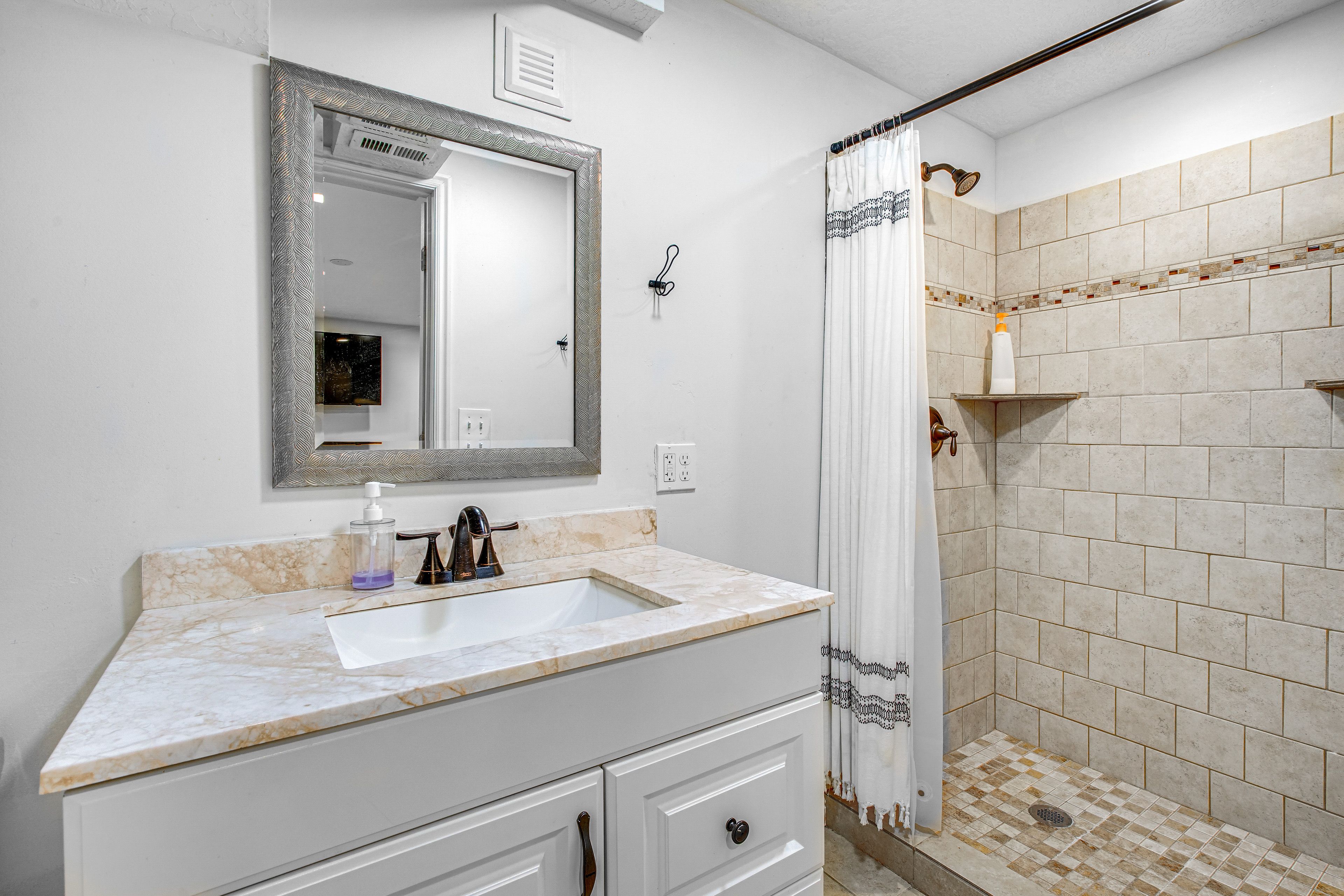 Full Bathroom | Basement