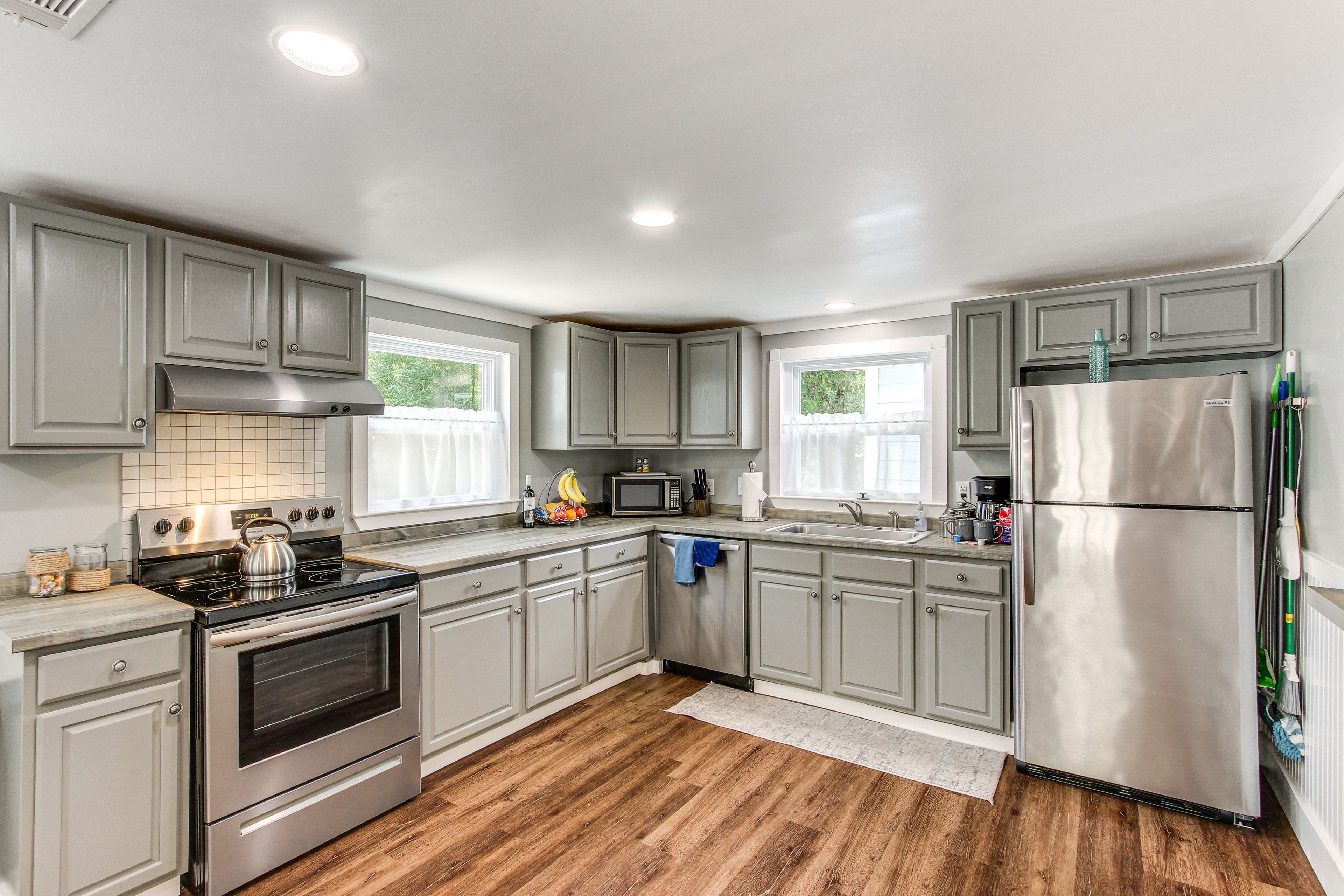 Kitchen | Cooking Basics | Single-Story House