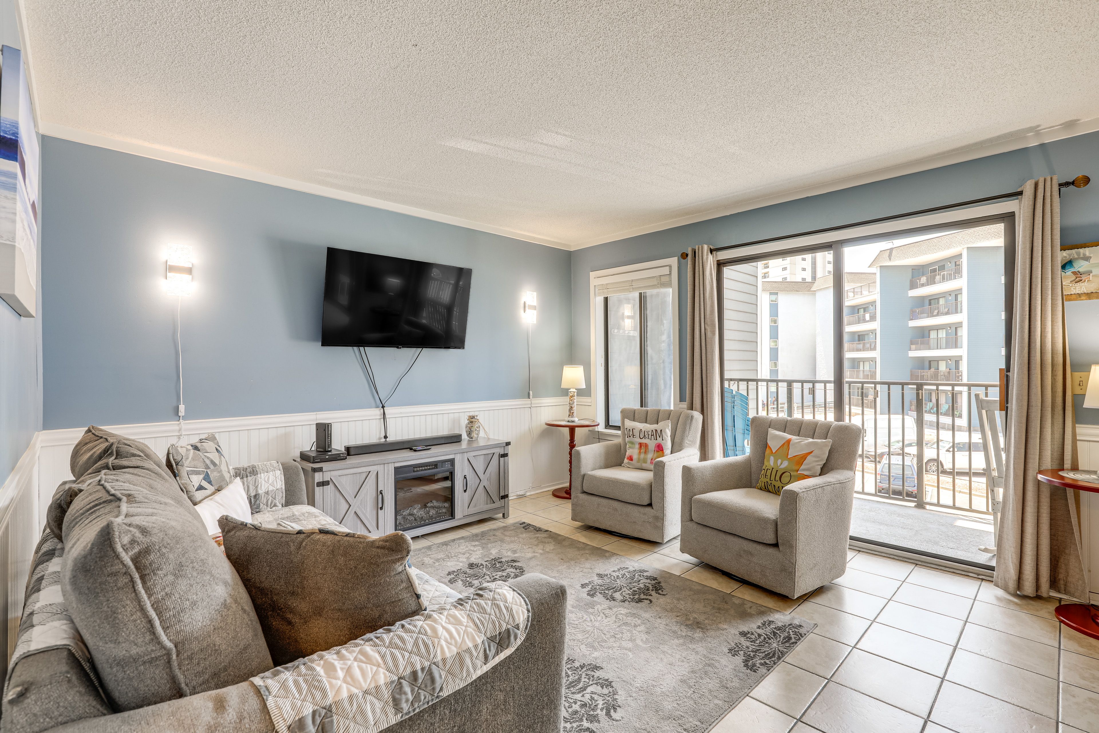 Living Room | Full Sleeper Sofa | Flat-Screen TV | Central Heating & A/C