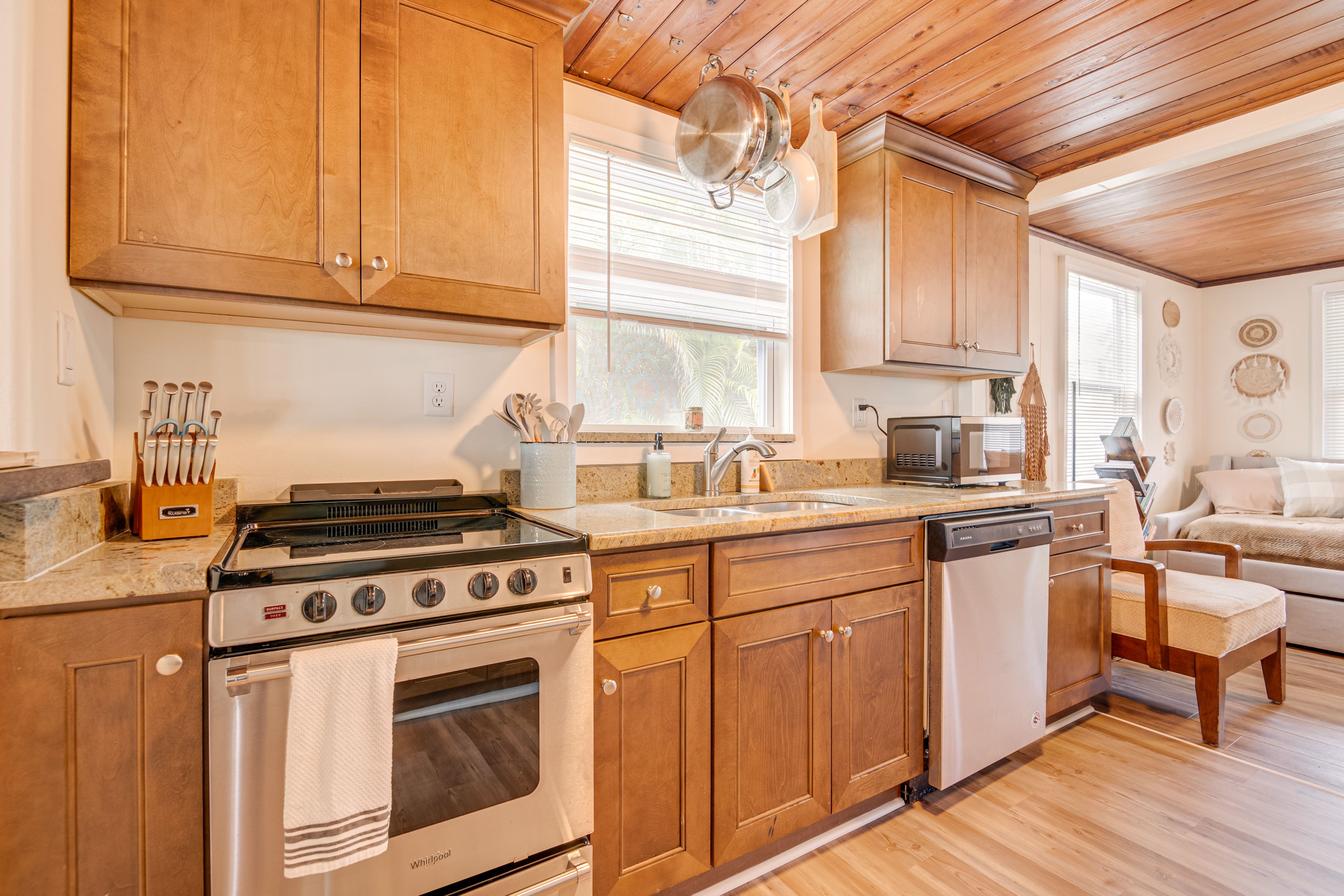 Kitchen | Keurig Coffee Maker | Dishwasher | Cooking Basics