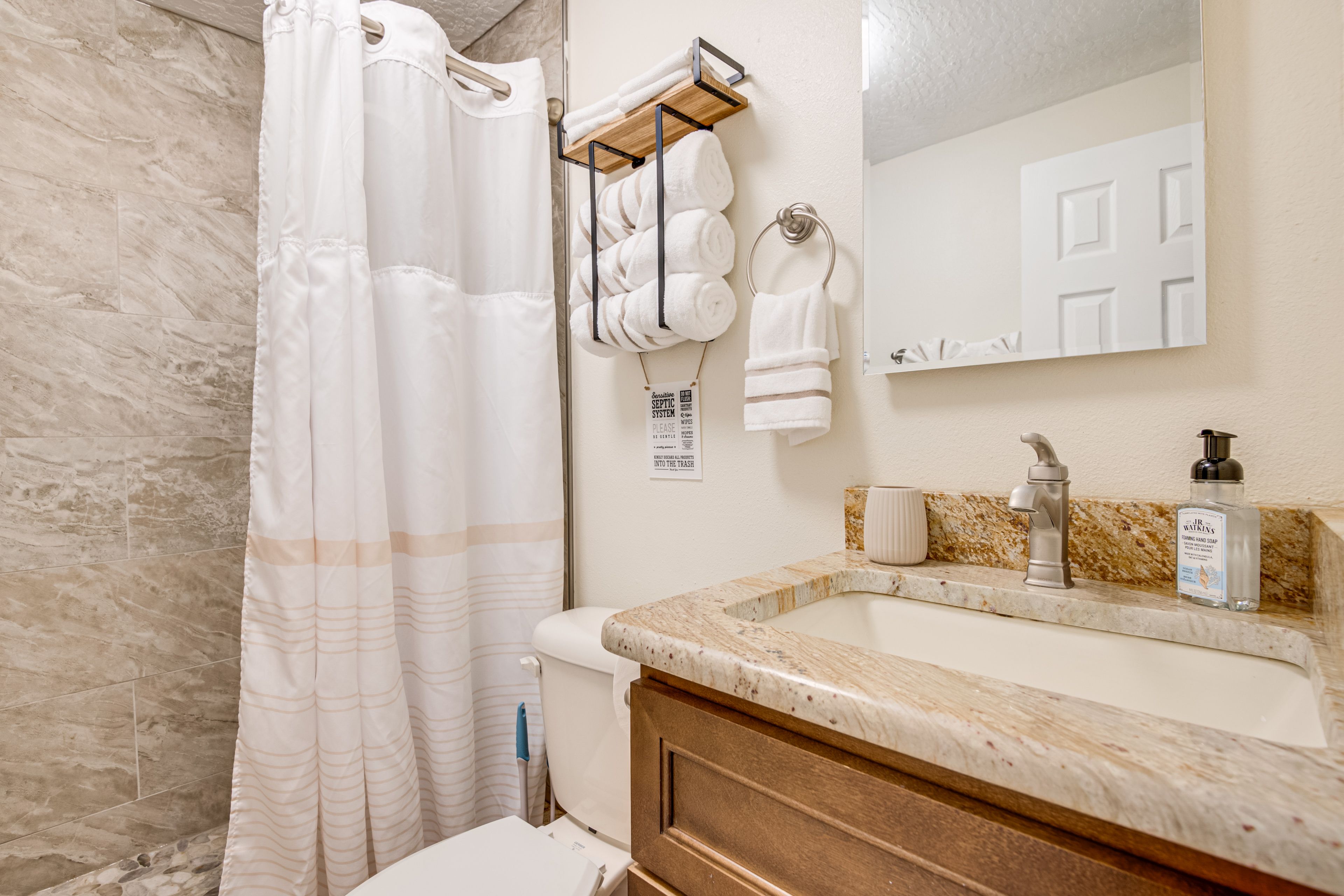 Full Bathroom