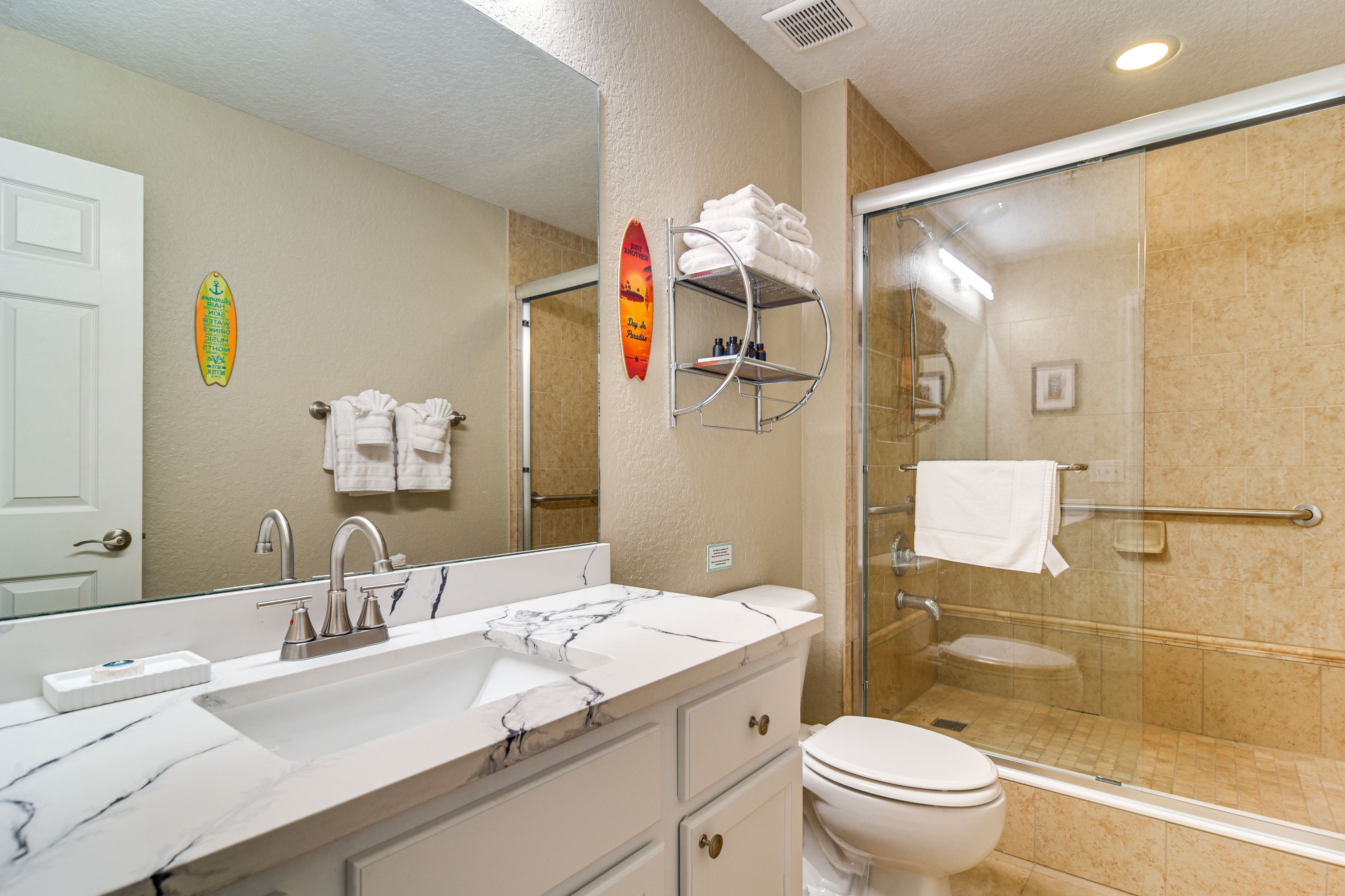 Bathroom | Towels Provided