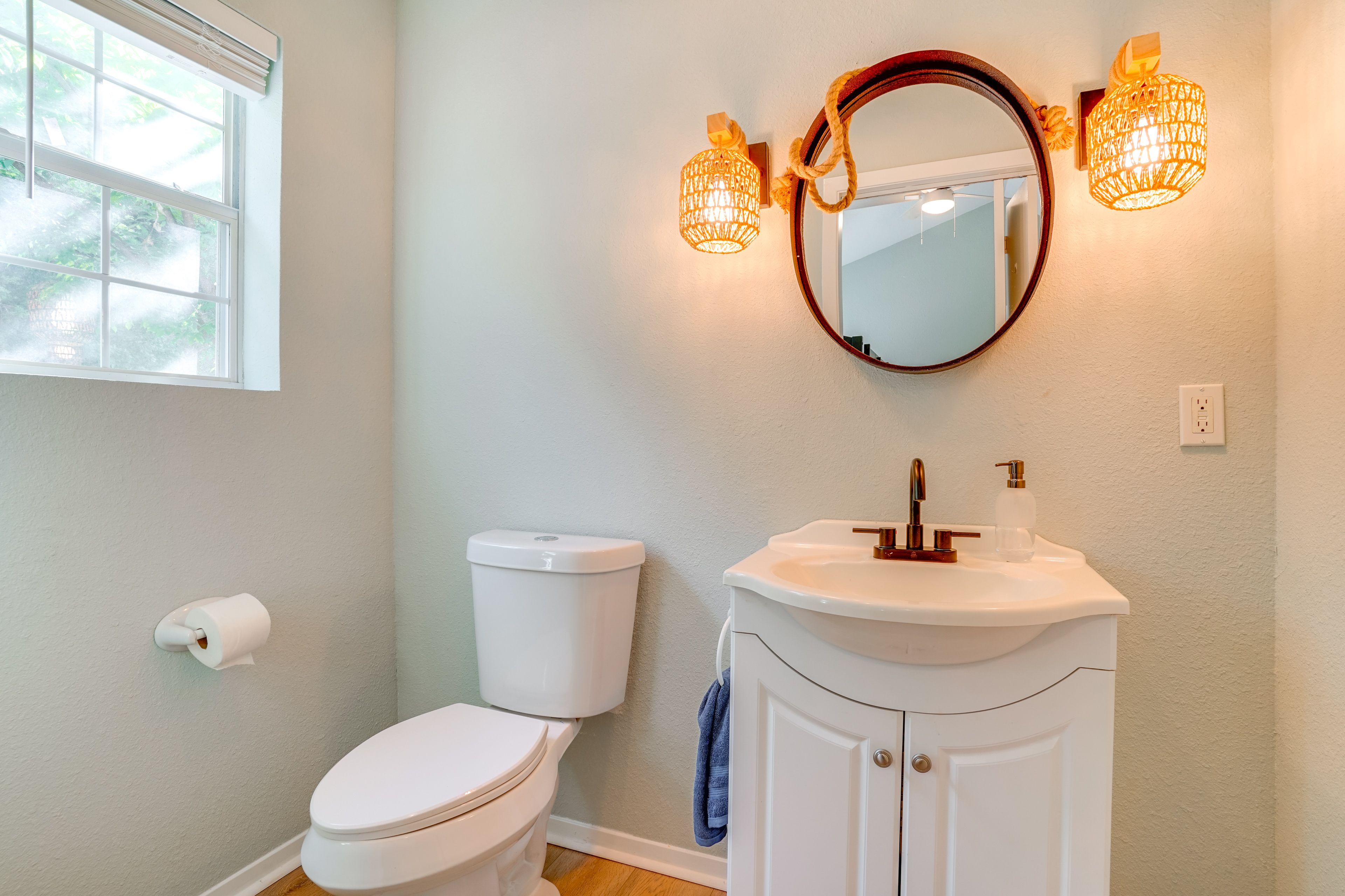 En-Suite Half Bathroom