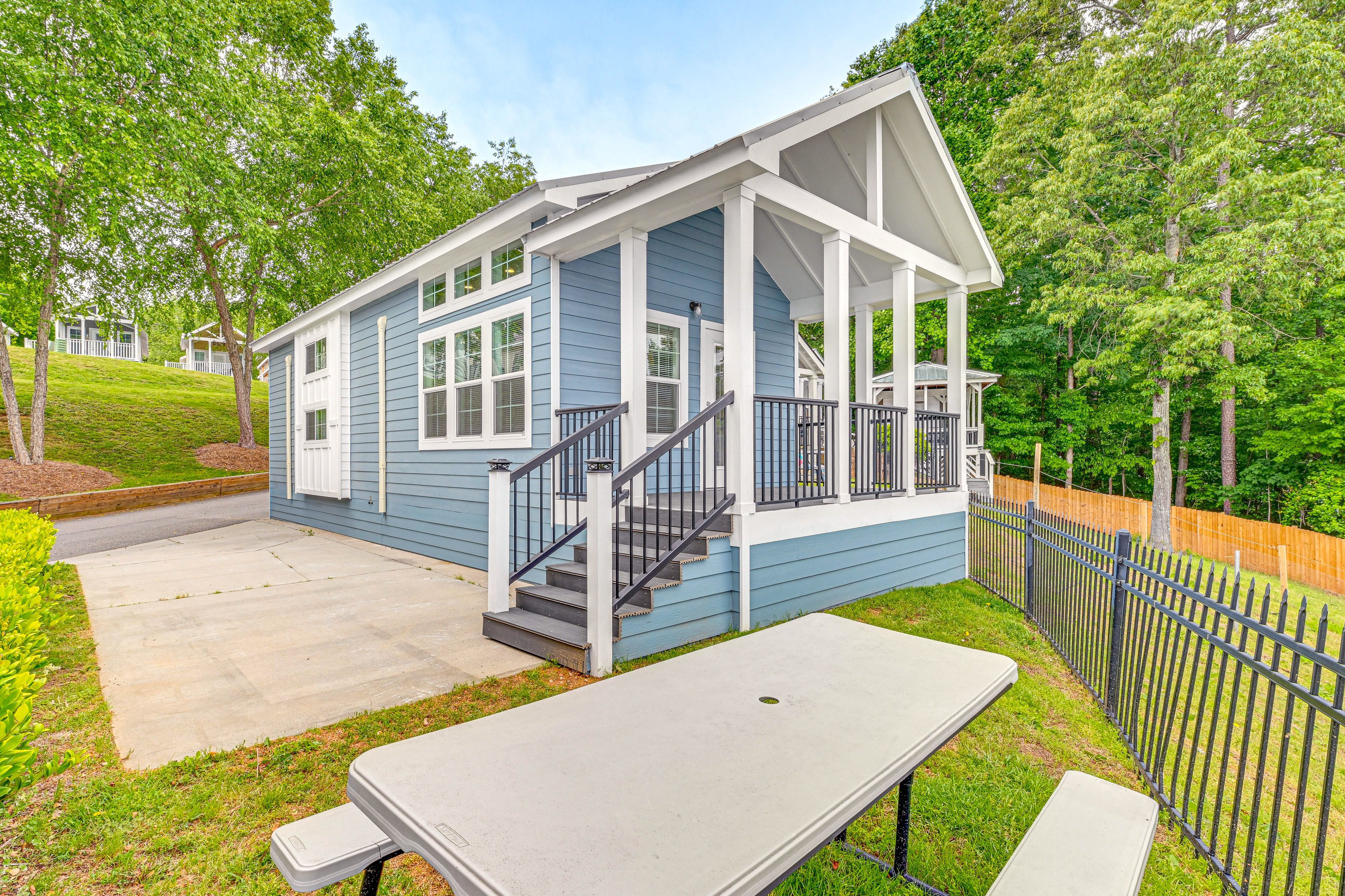 Sherrills Ford Vacation Rental | 1BR | 1BA | Stairs Required | 500 Sq Ft
