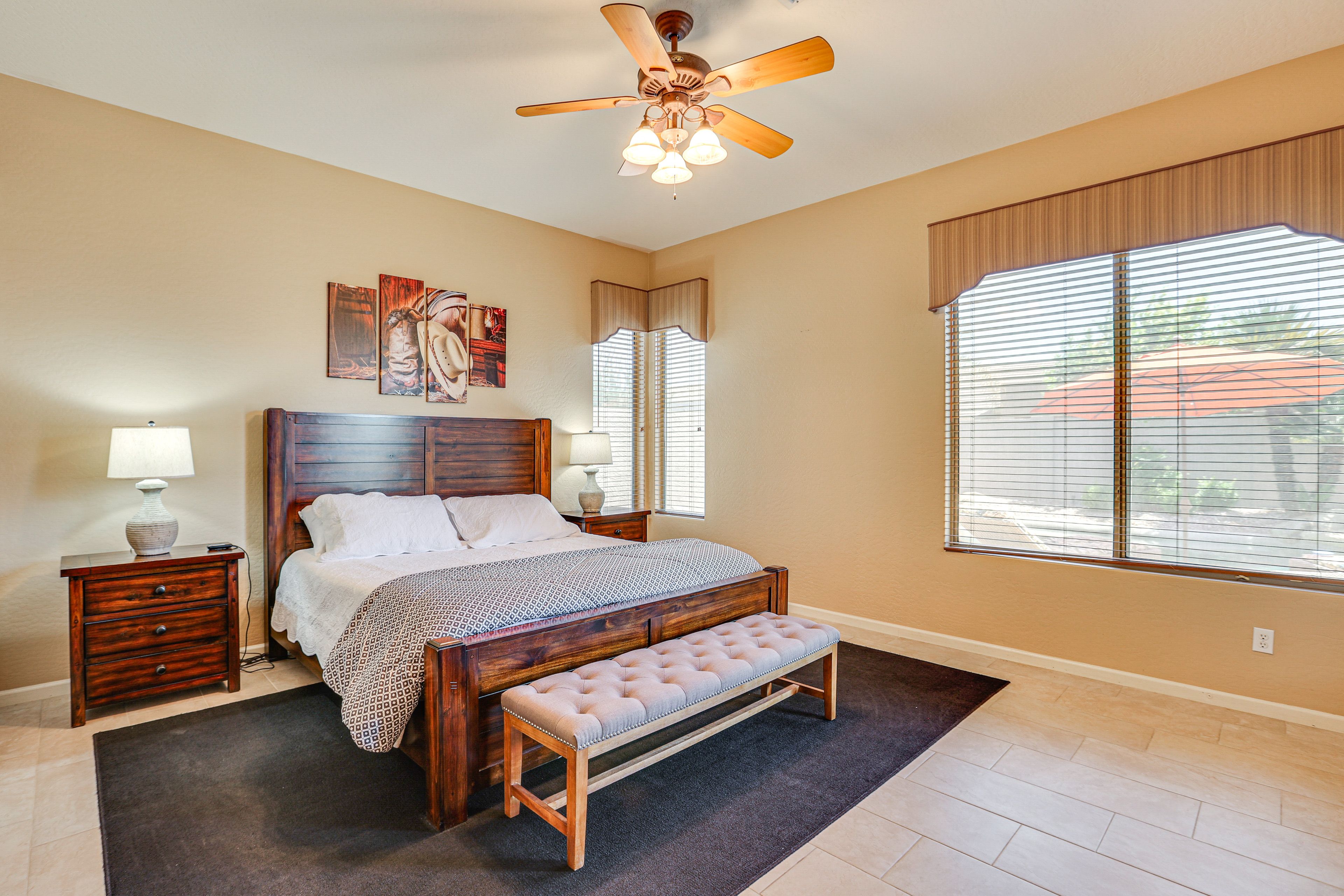 Bedroom 1 | King Bed