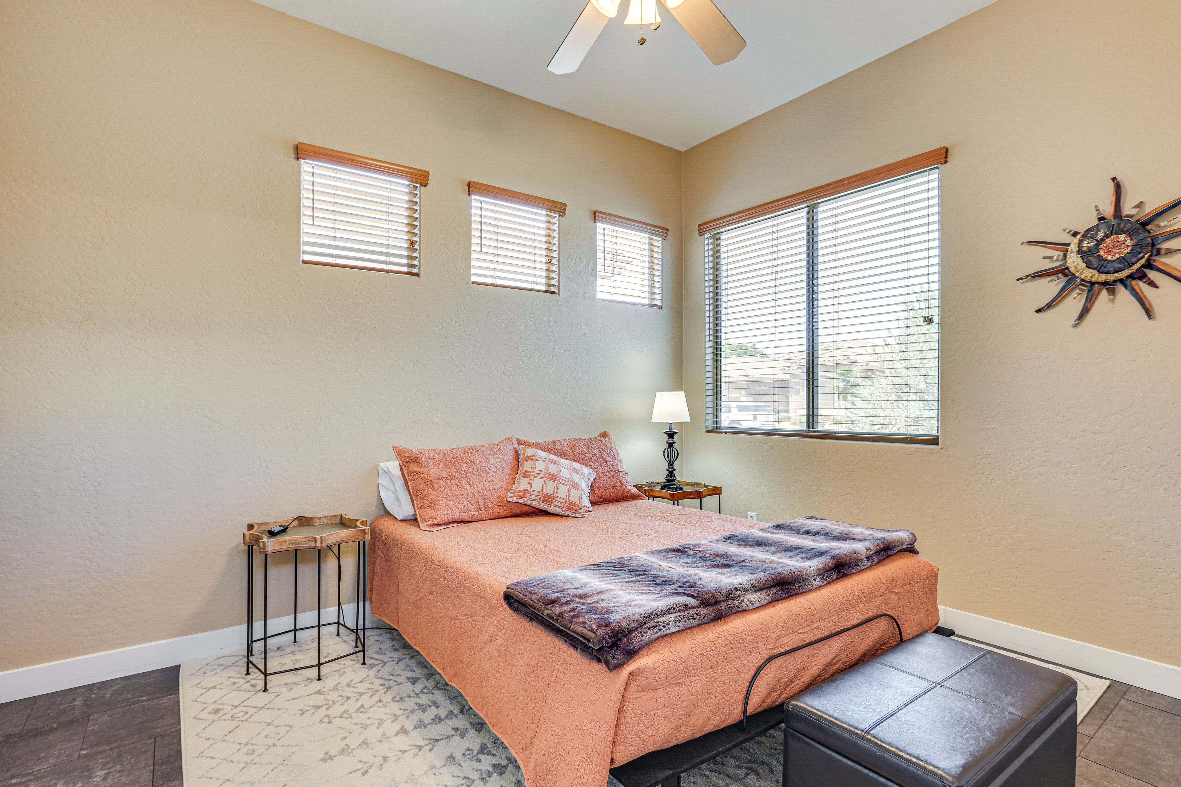 Bedroom 3 | Queen Bed