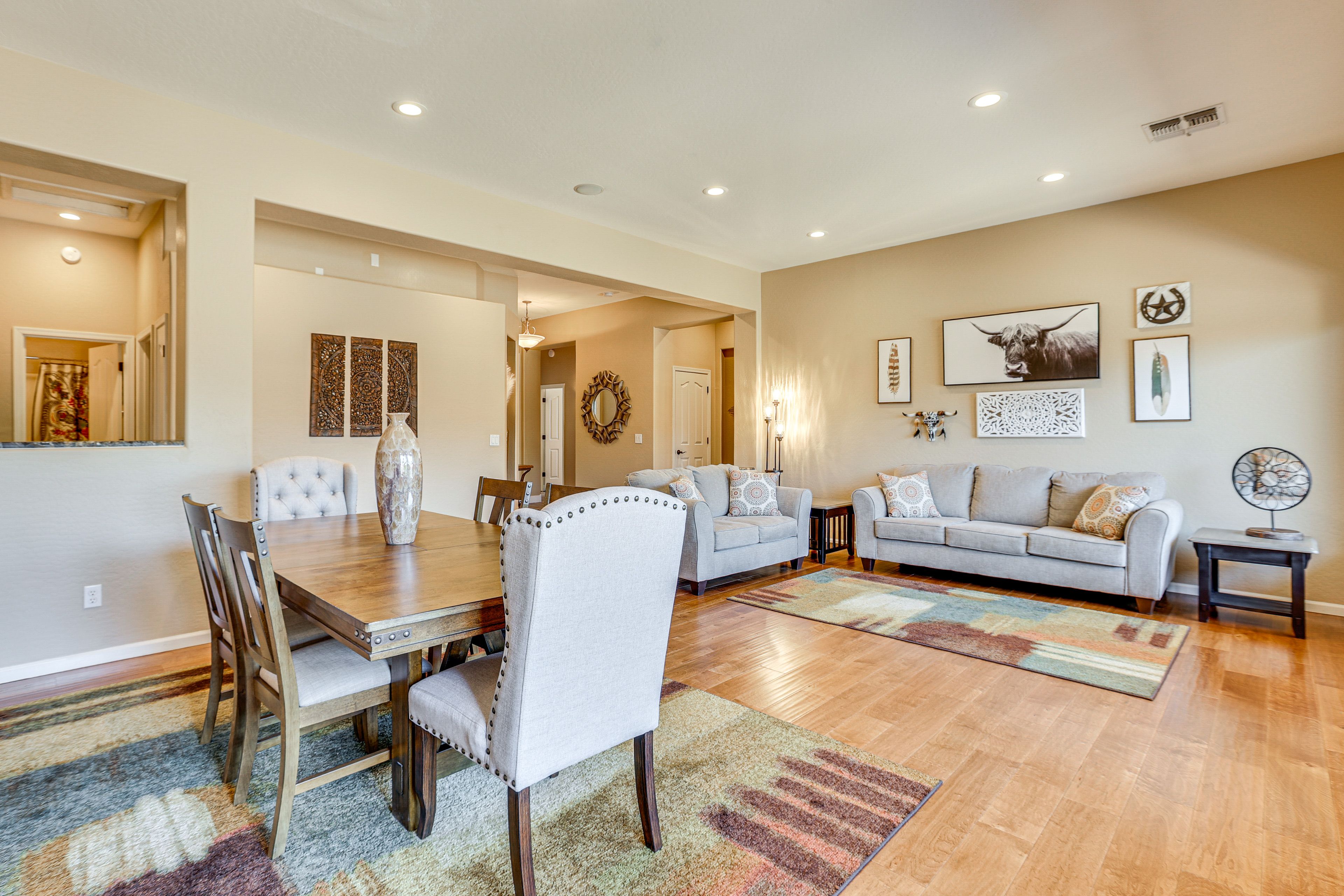 Living Room | Dining Table | Dishware & Flatware
