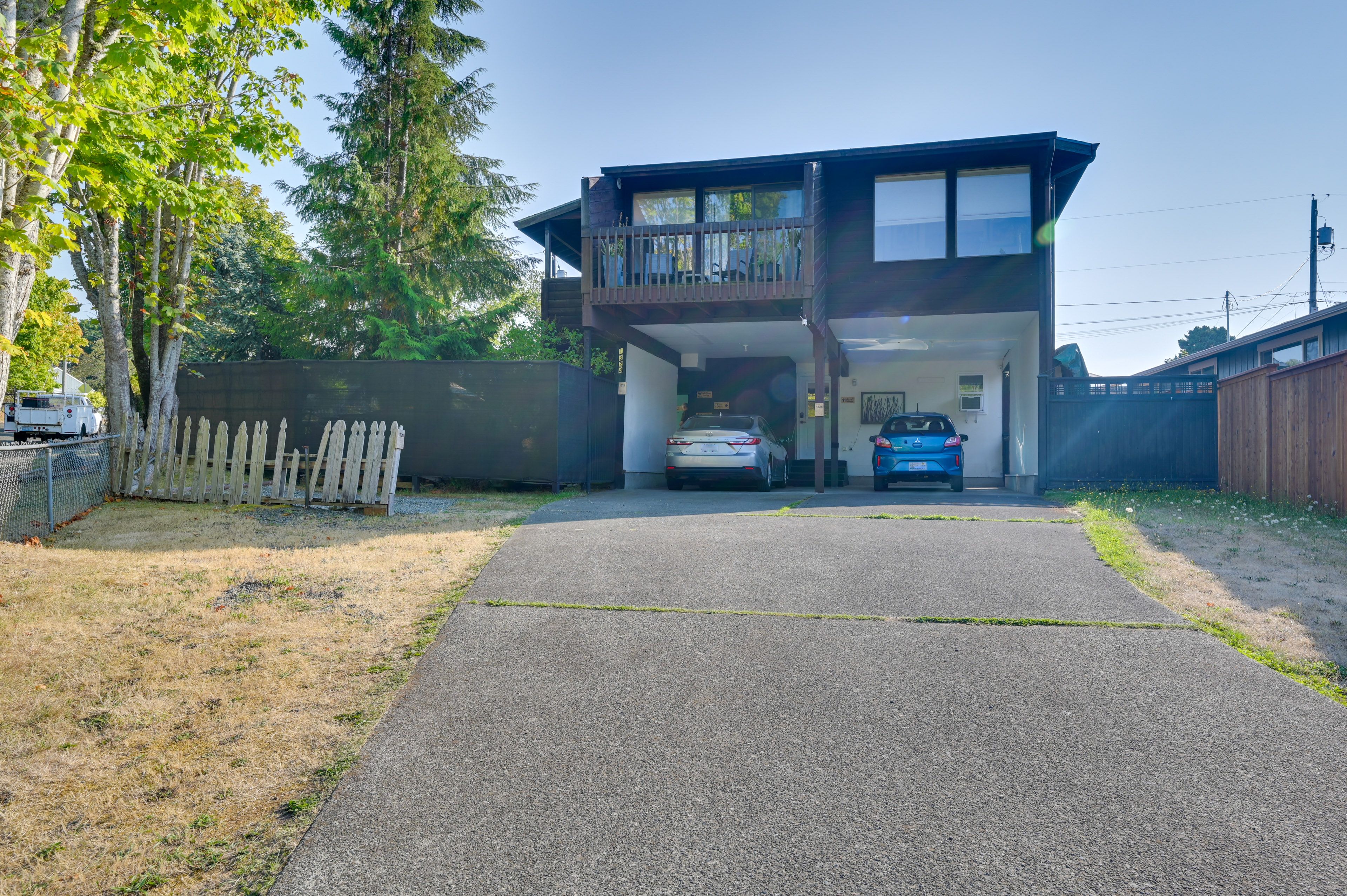 Parking | Shared Driveway (1 Vehicle)