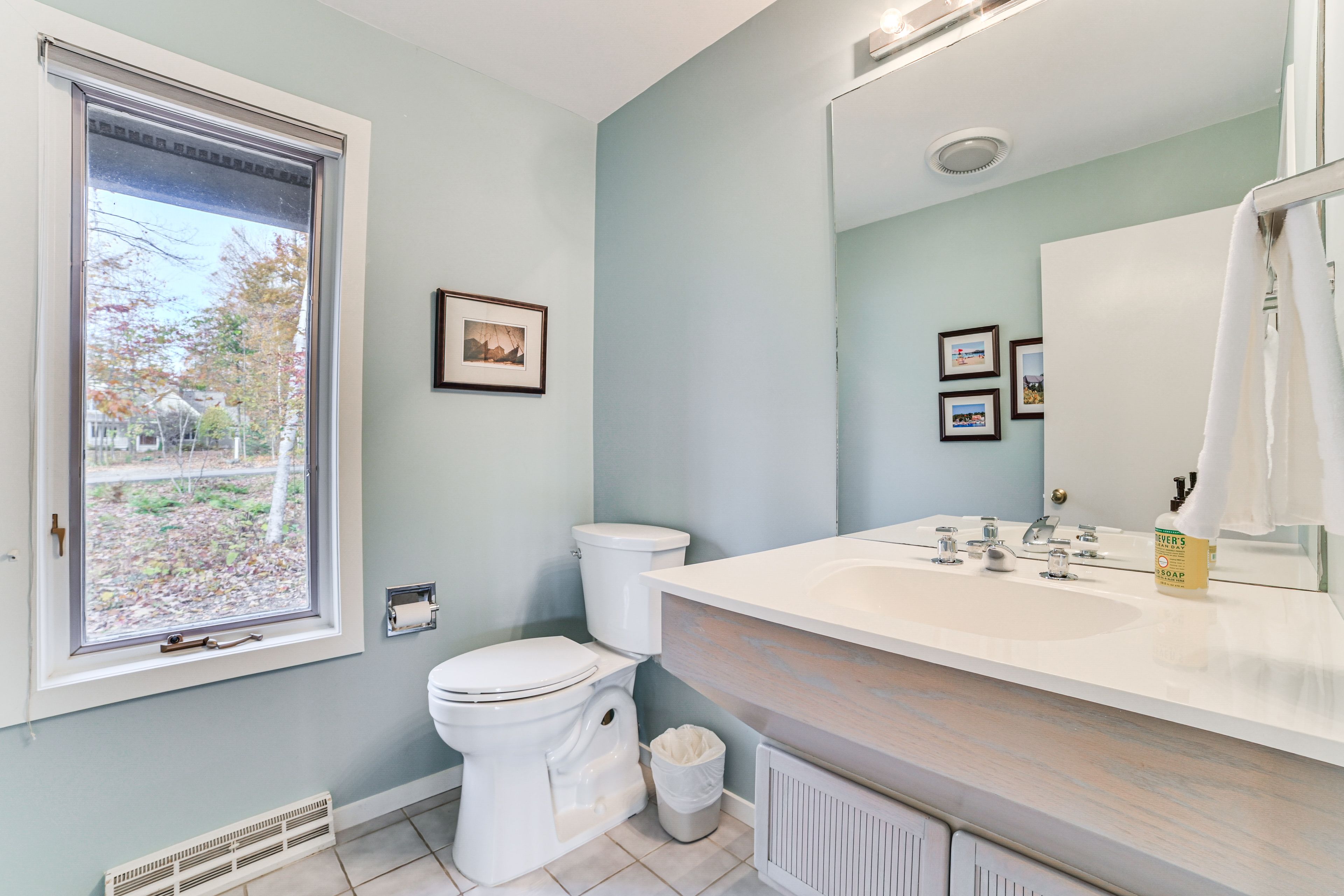 Half Bath | 1st Floor