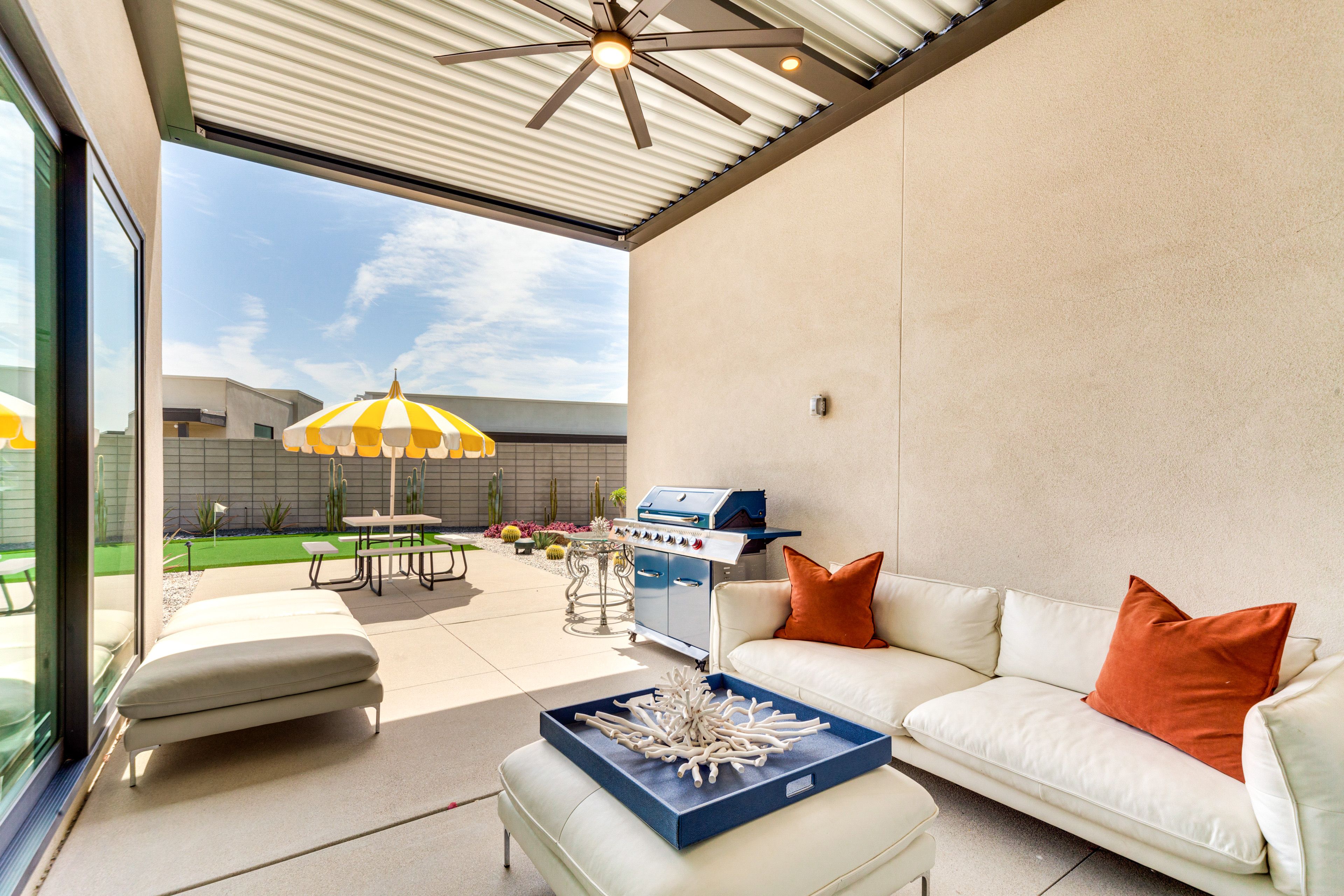 Covered Patio | Gas Grill