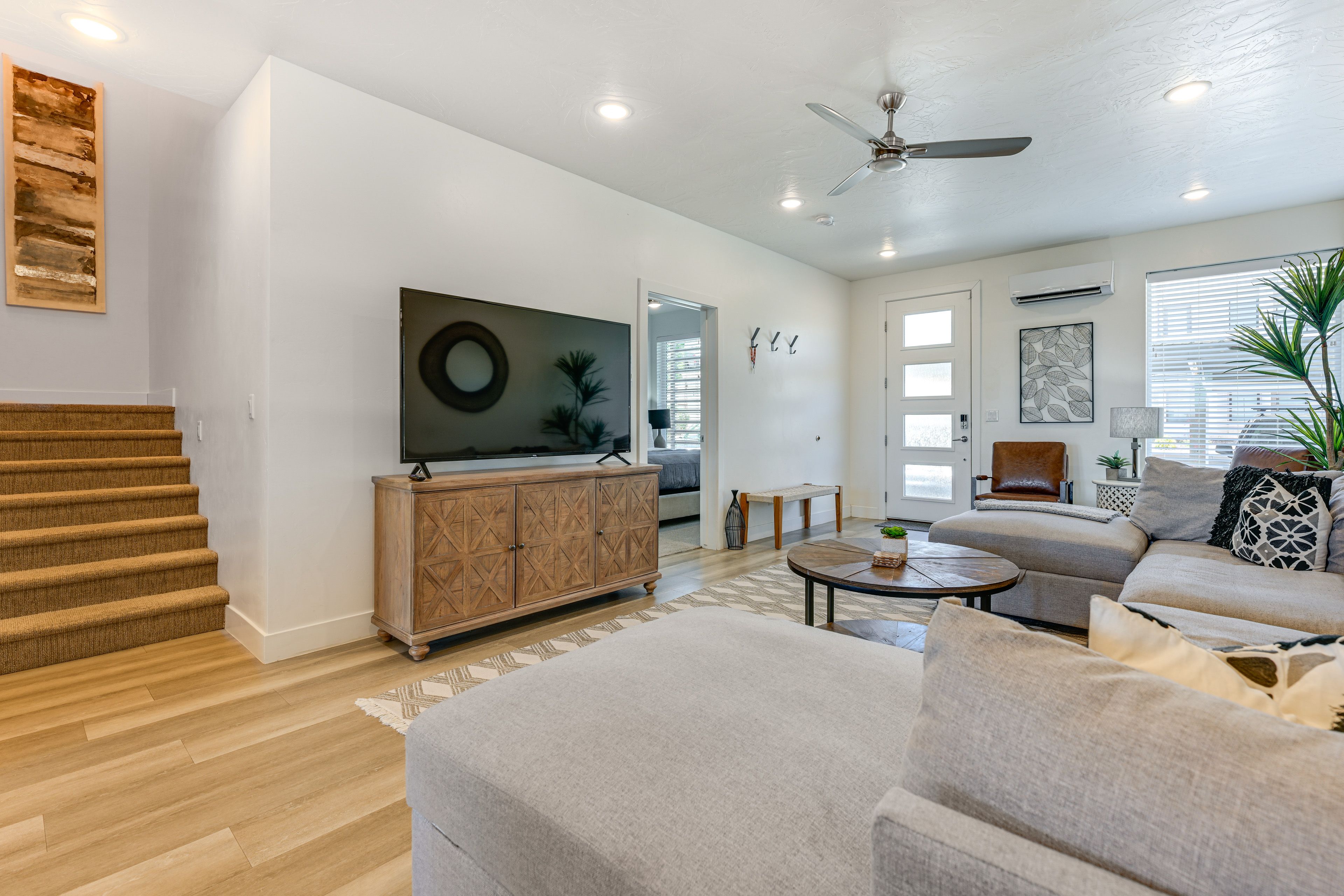 Living Room | Free WiFi | Central A/C & Heat | Smart TV | 1st Floor