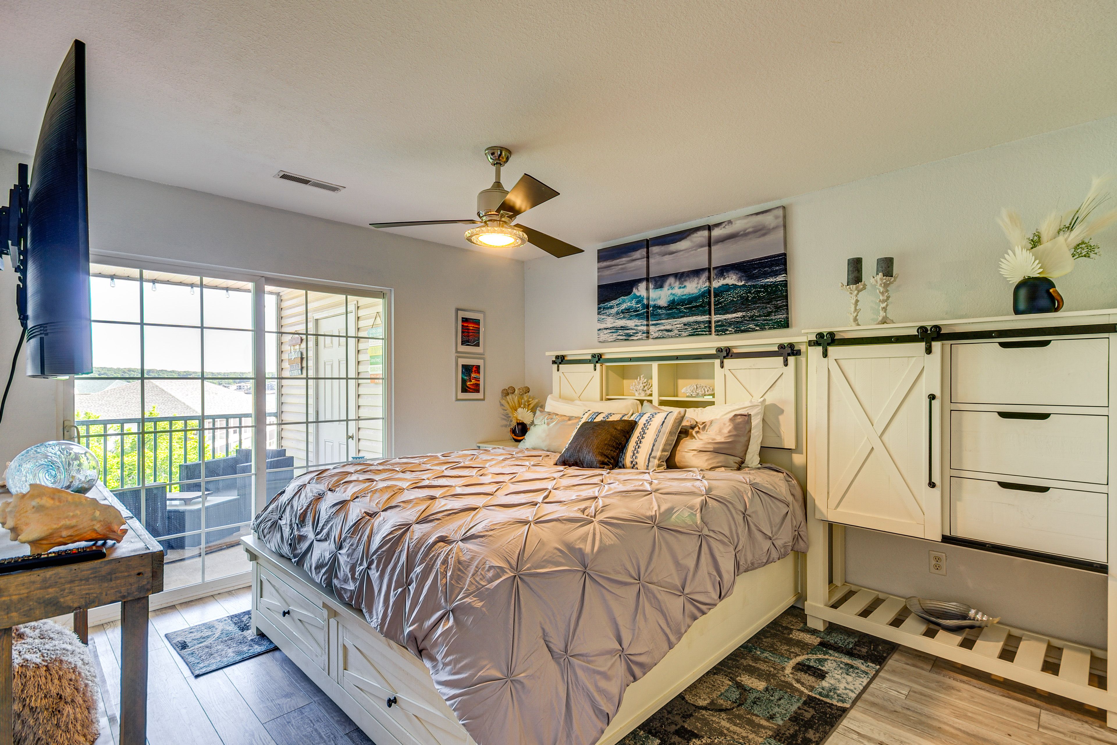 Bedroom 1 | King Bed | Smart TV | Balcony Access